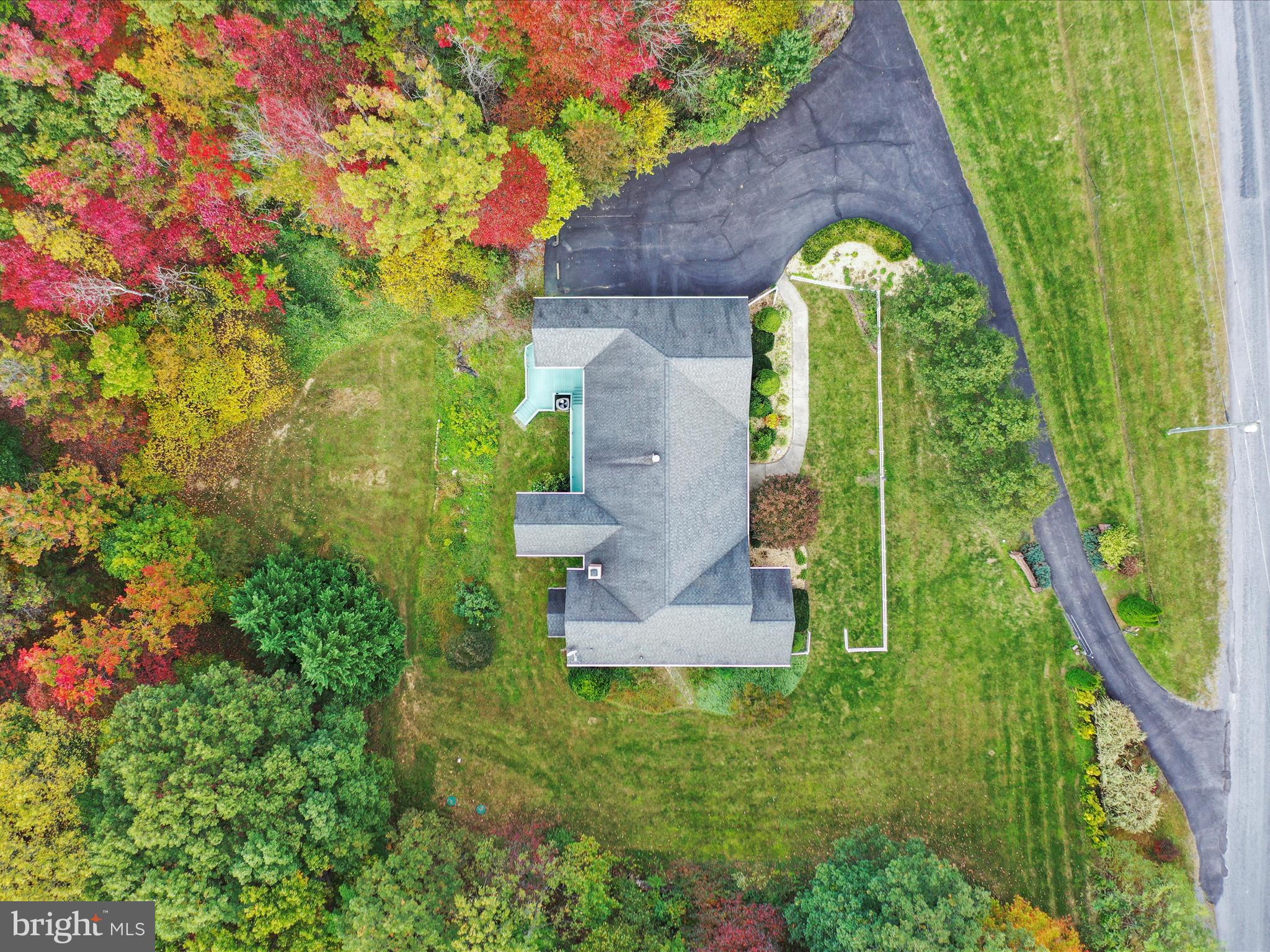 ROUND TOP ESTATES - Residential