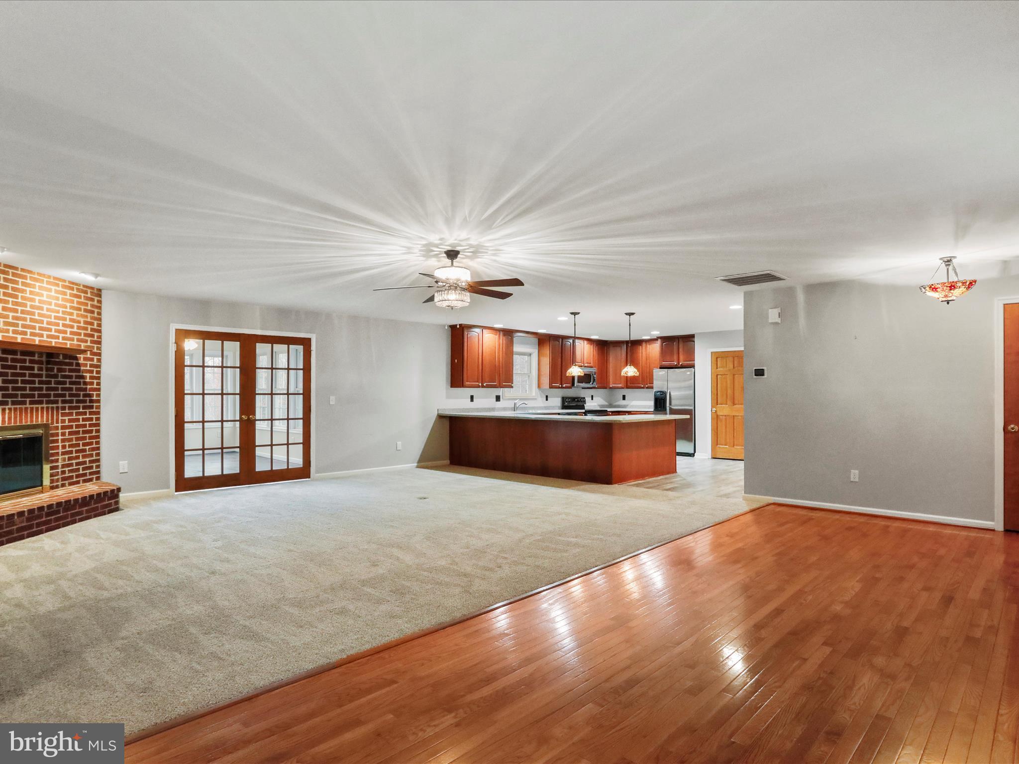 ROUND TOP ESTATES - Residential