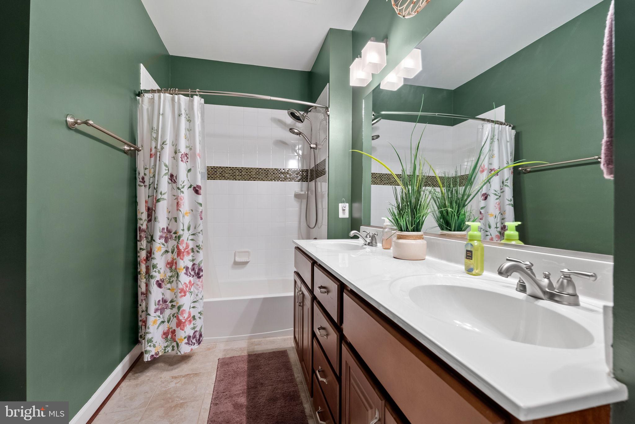 BRADDOCK ACRES - Residential