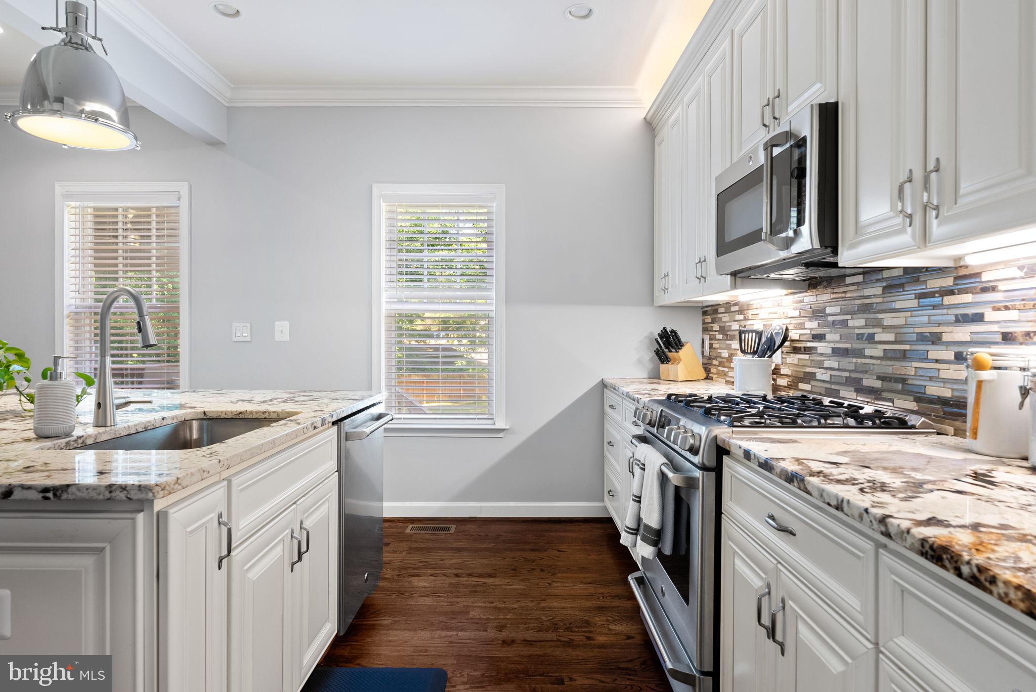 BRADDOCK ACRES - Residential