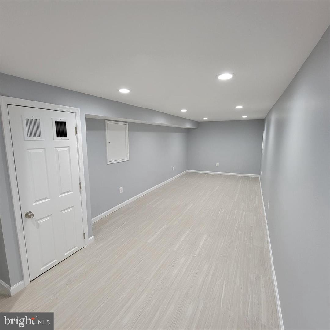 BRADDOCK ACRES - Residential