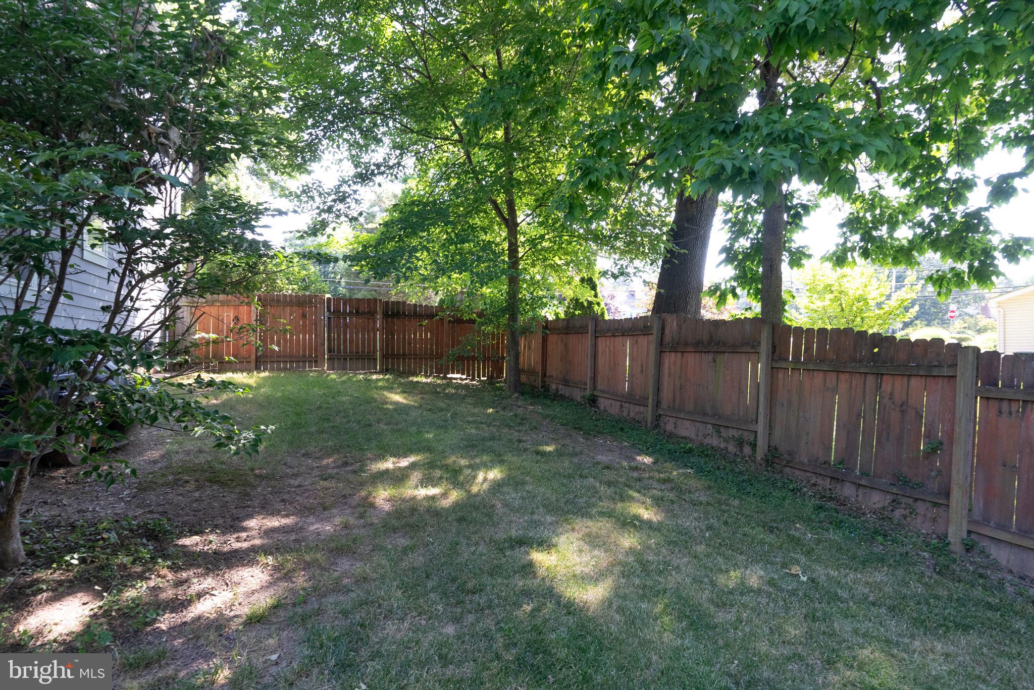 BRADDOCK ACRES - Residential