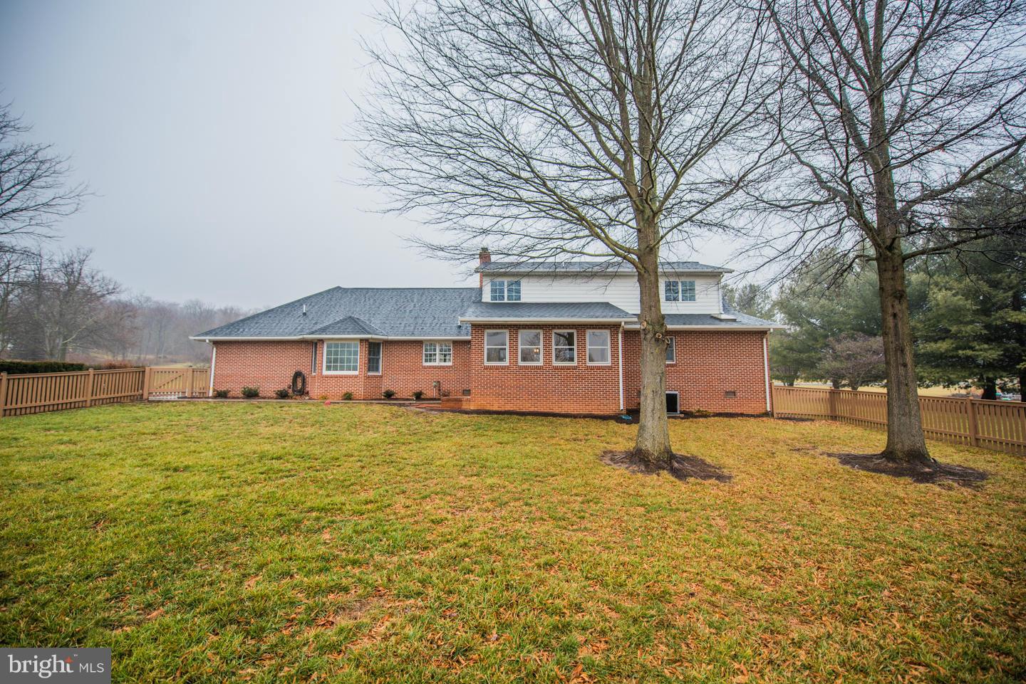 NOLLVILLE MANOR - Residential