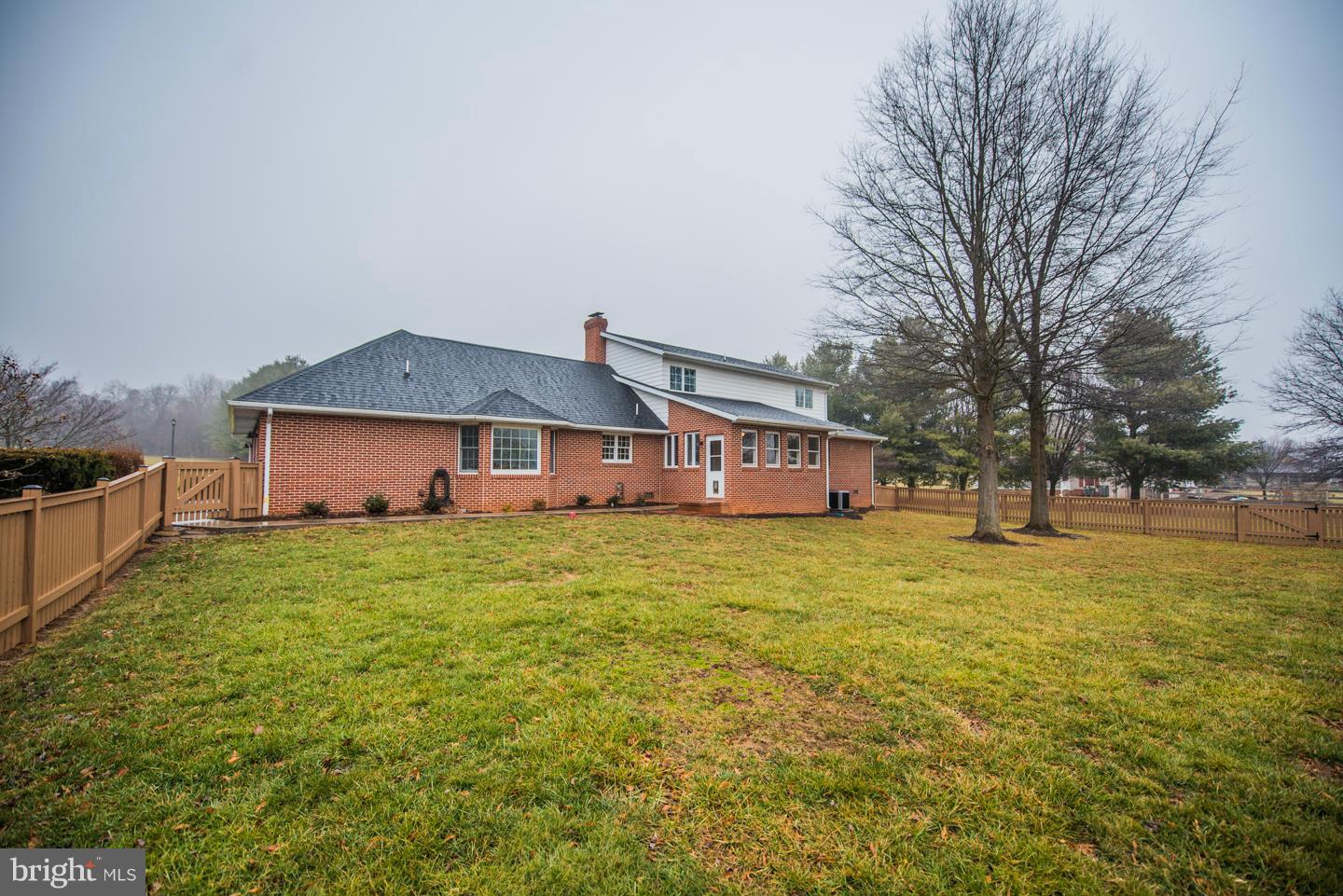 NOLLVILLE MANOR - Residential