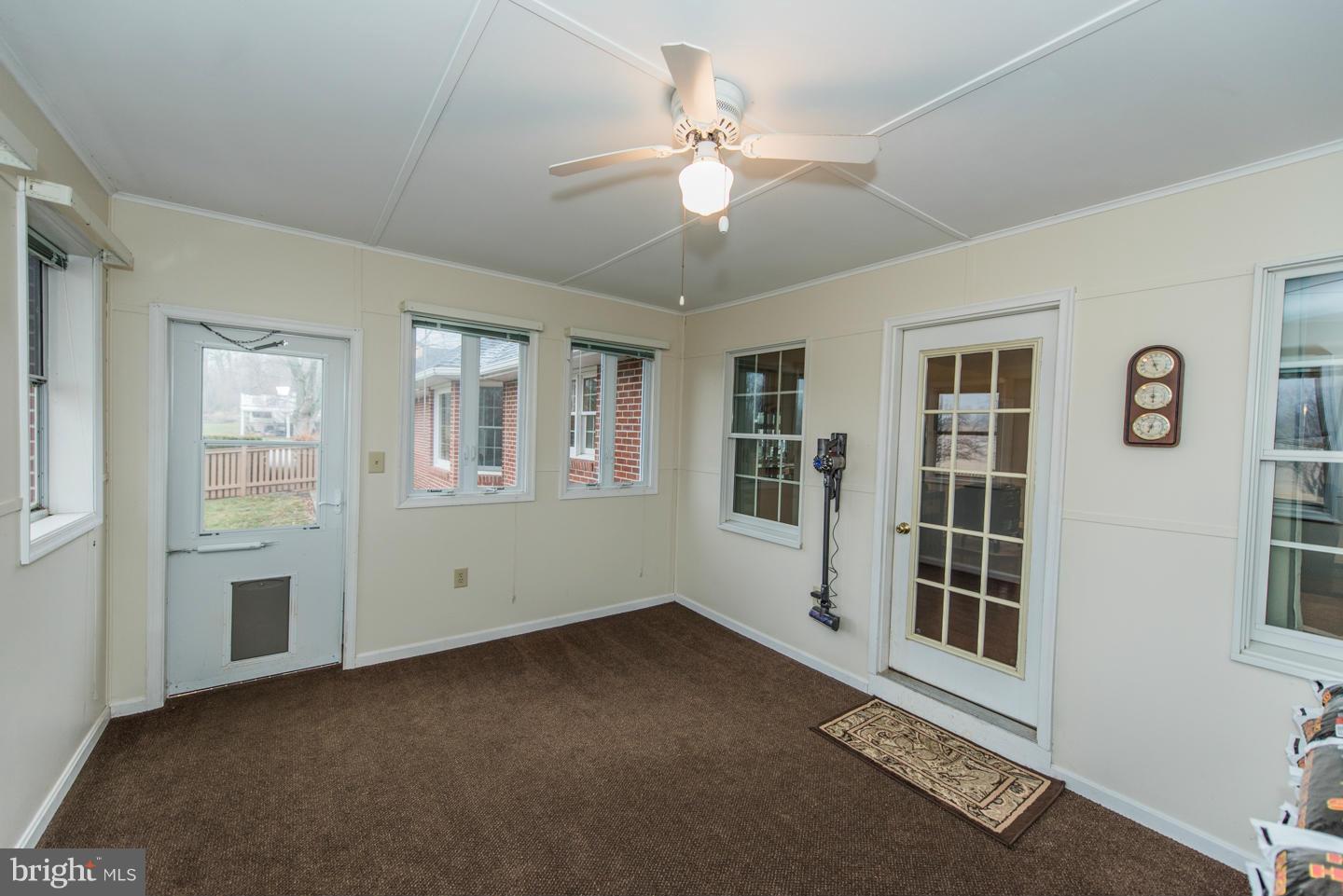 NOLLVILLE MANOR - Residential