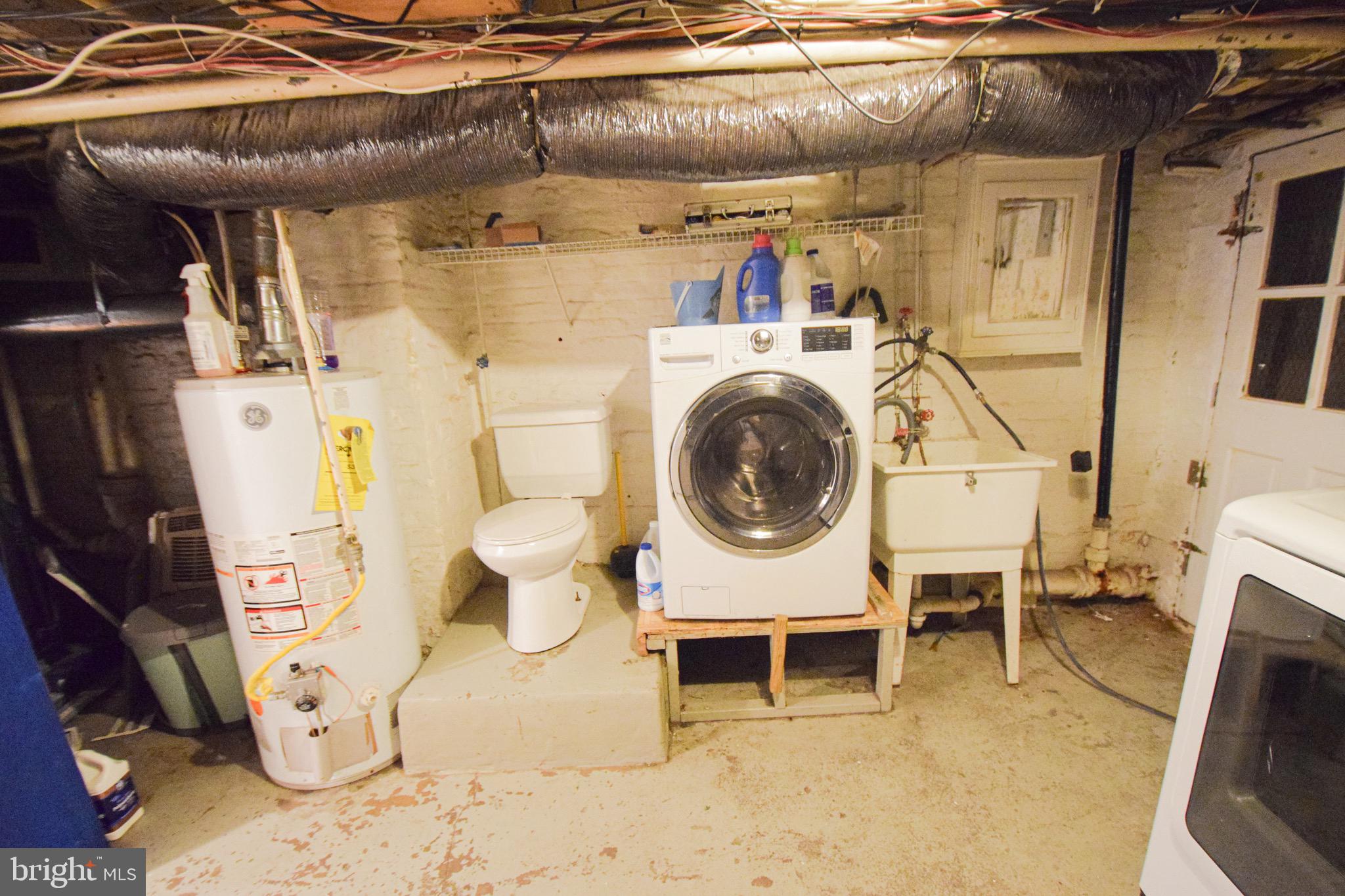 BREWERS HILL - Residential Lease