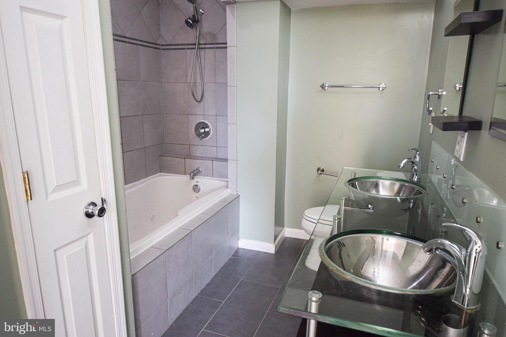 BREWERS HILL - Residential Lease