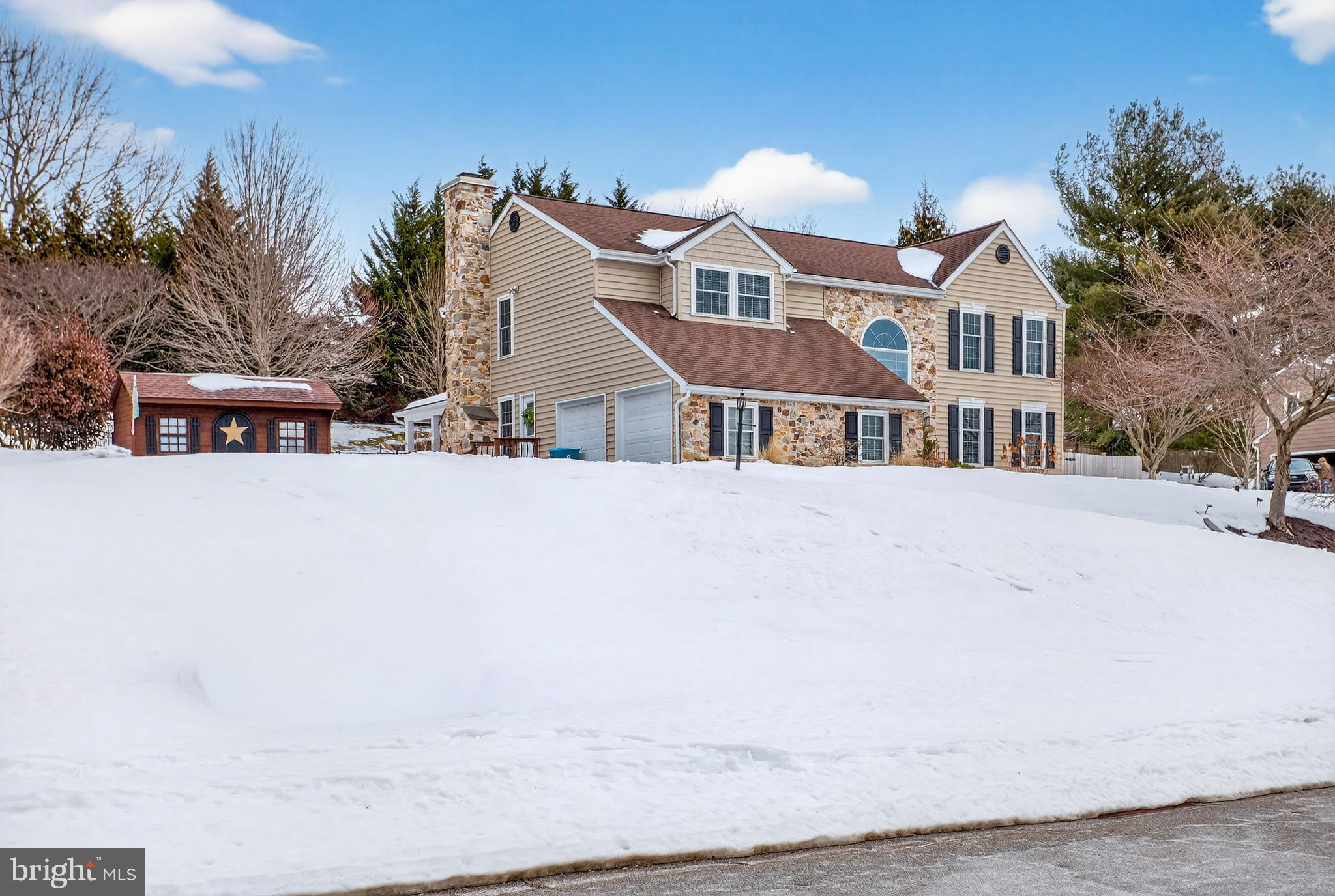 BROOKFIELD - Residential