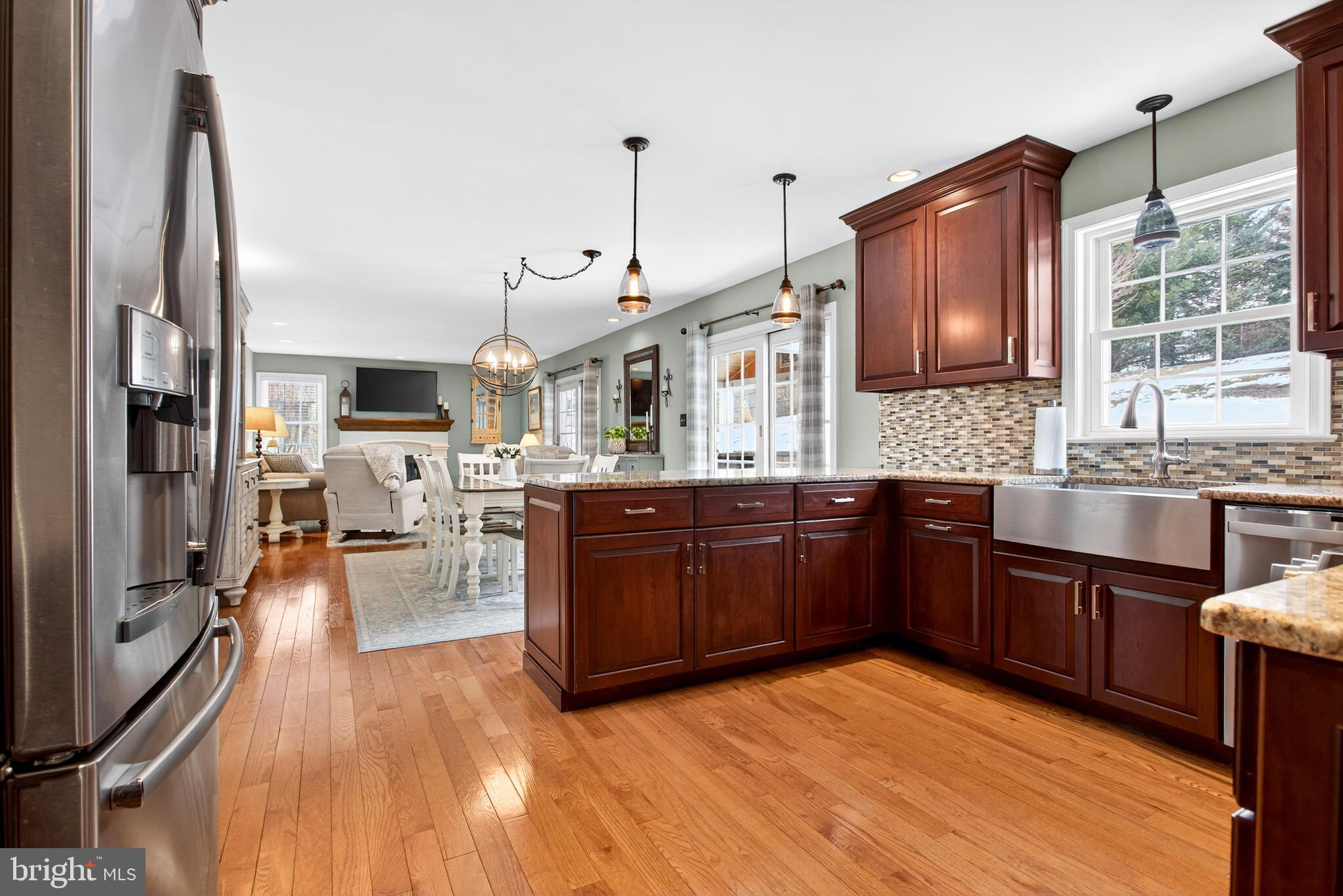 BROOKFIELD - Residential