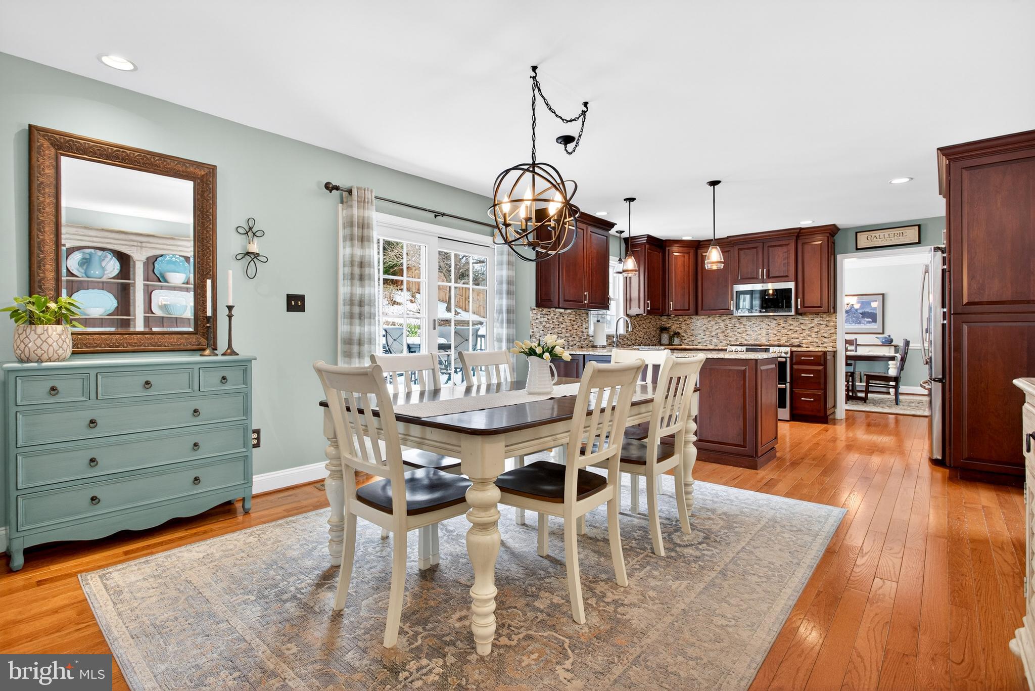 BROOKFIELD - Residential