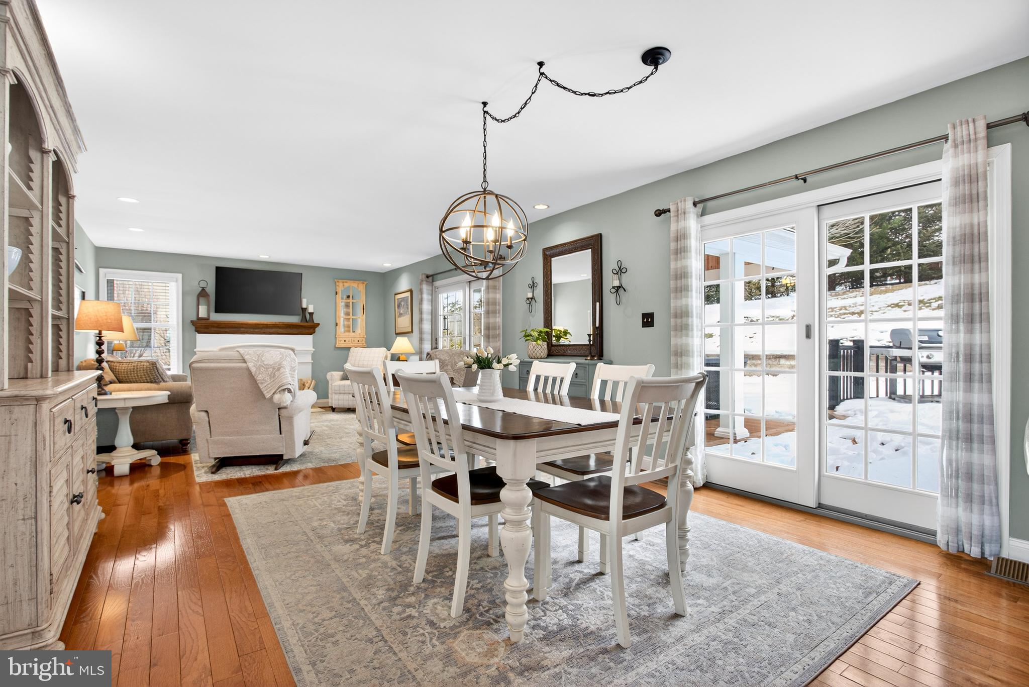 BROOKFIELD - Residential