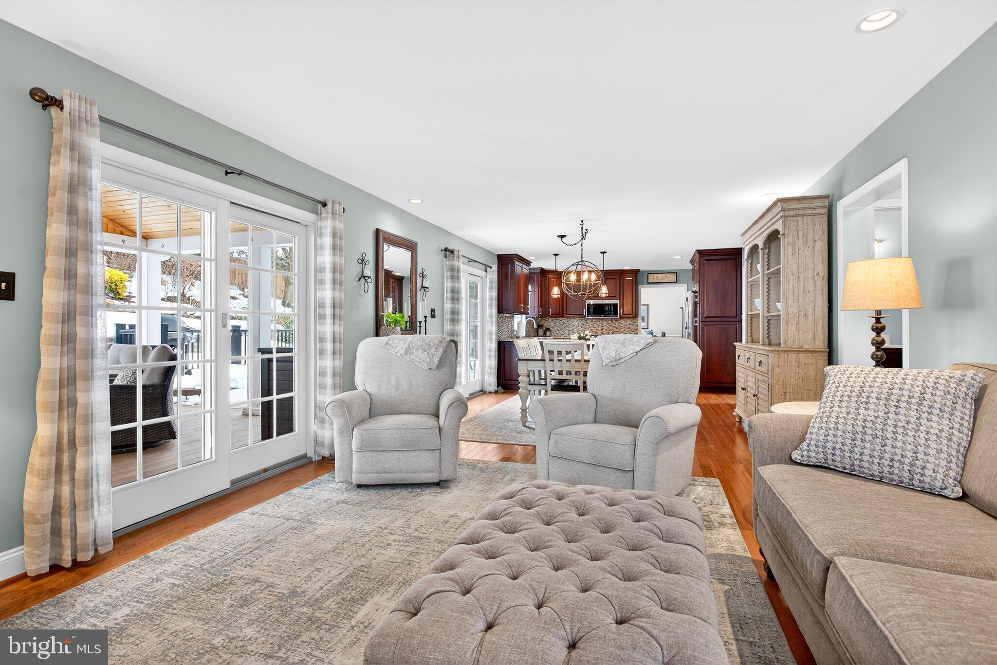 BROOKFIELD - Residential