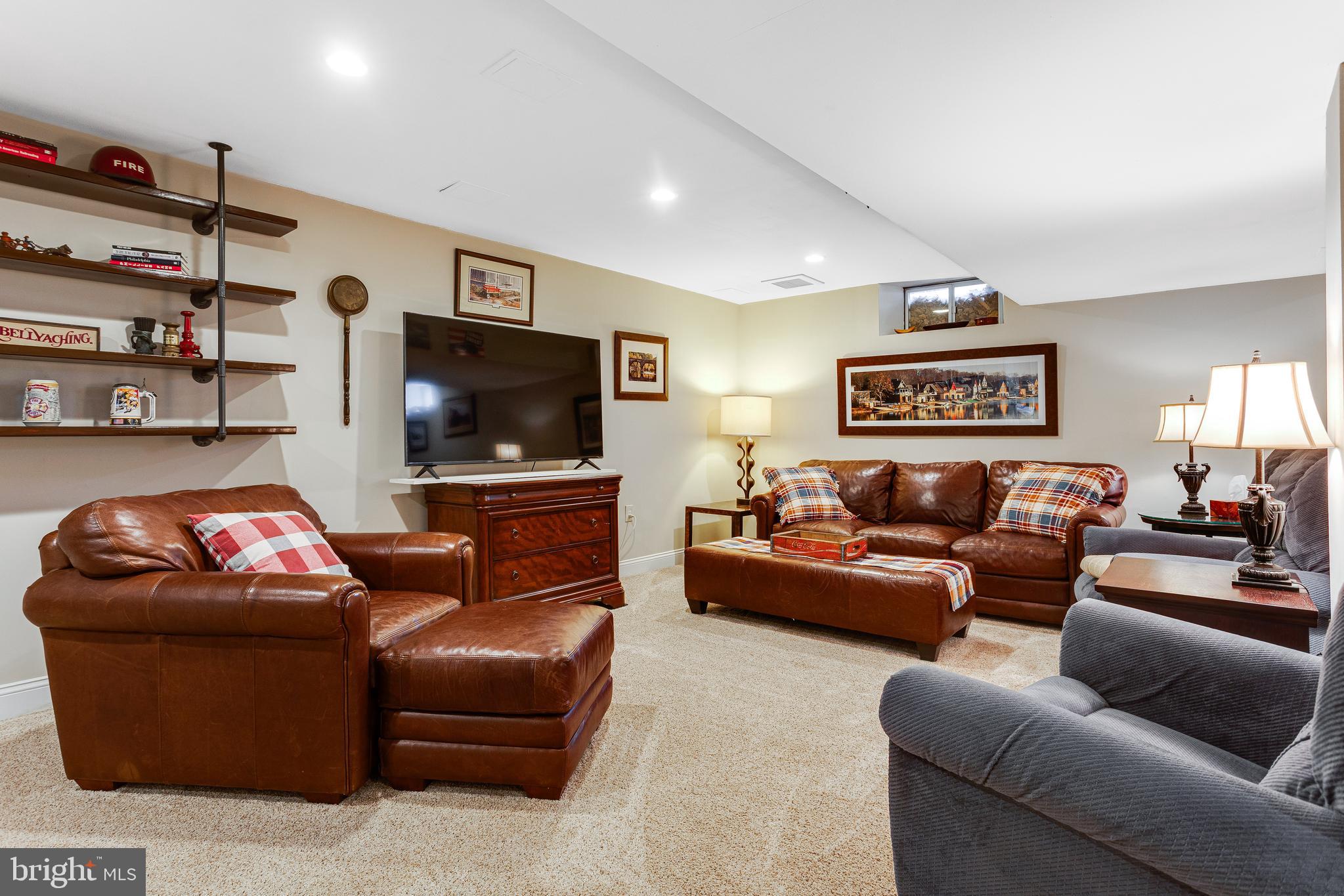 BROOKFIELD - Residential