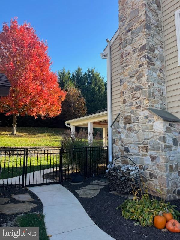 BROOKFIELD - Residential