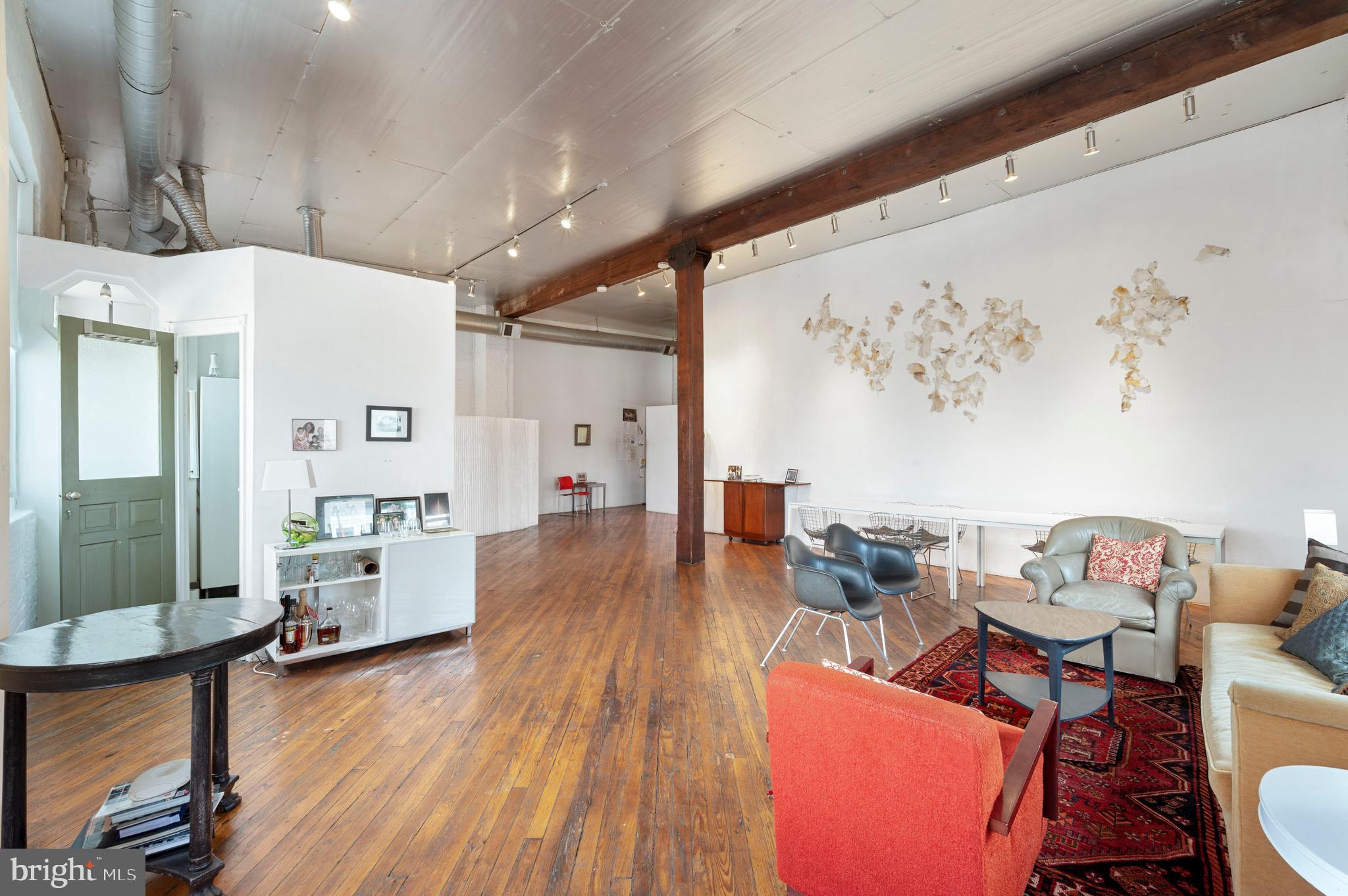NORTHERN LIBERTIES - Commercial Sale