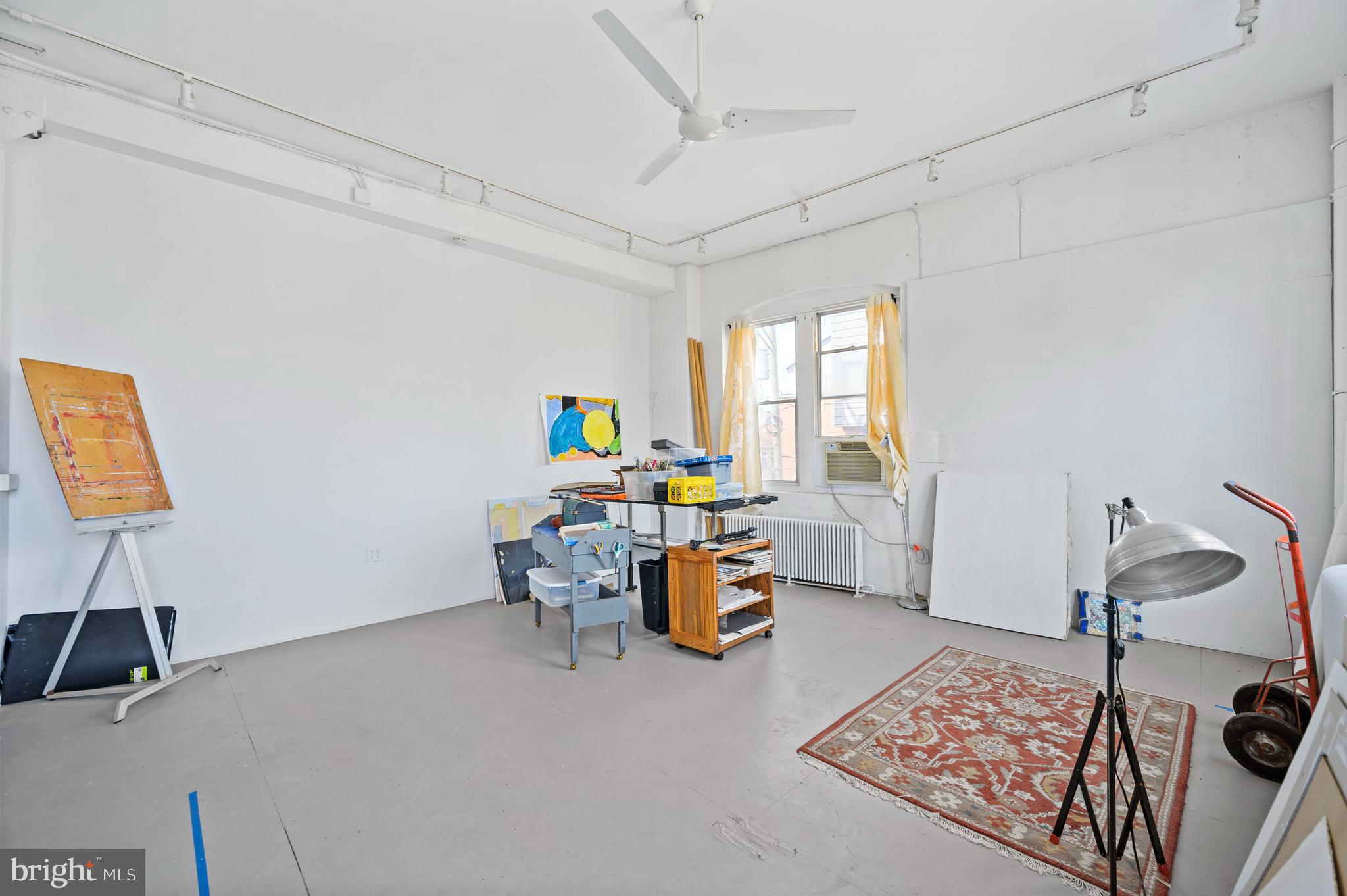 NORTHERN LIBERTIES - Commercial Sale