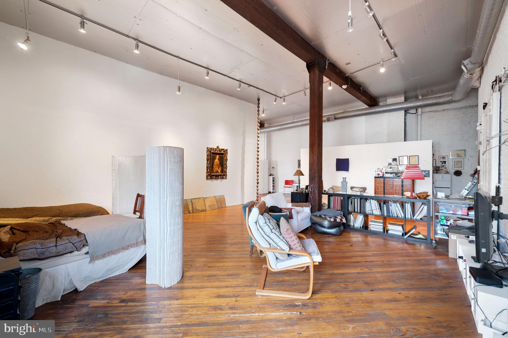 NORTHERN LIBERTIES - Commercial Sale
