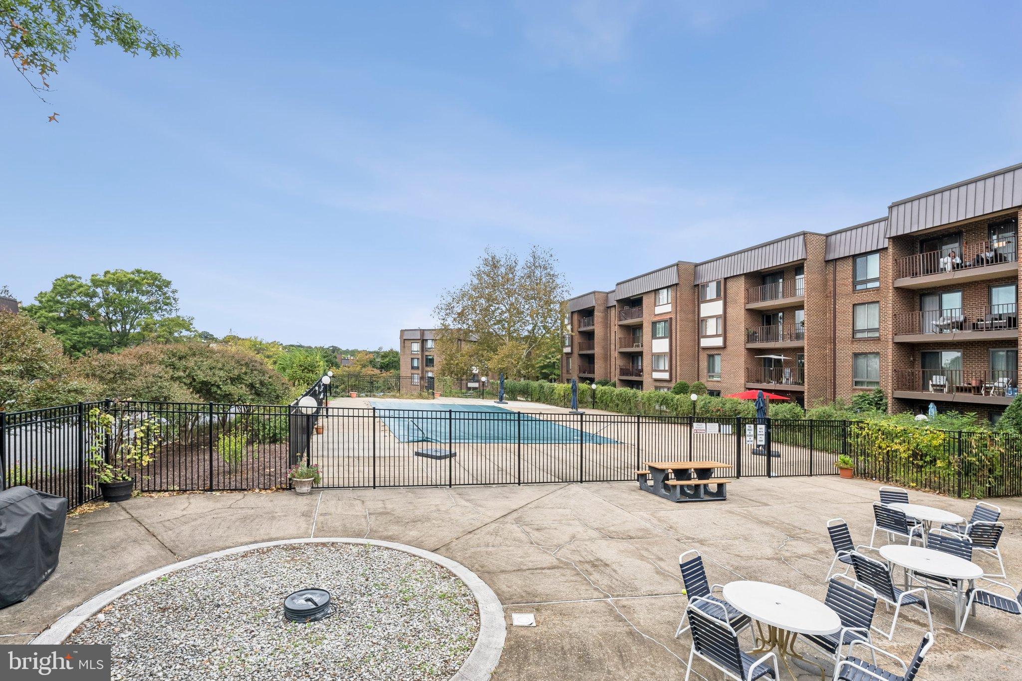 FORT ELLSWORTH - Residential