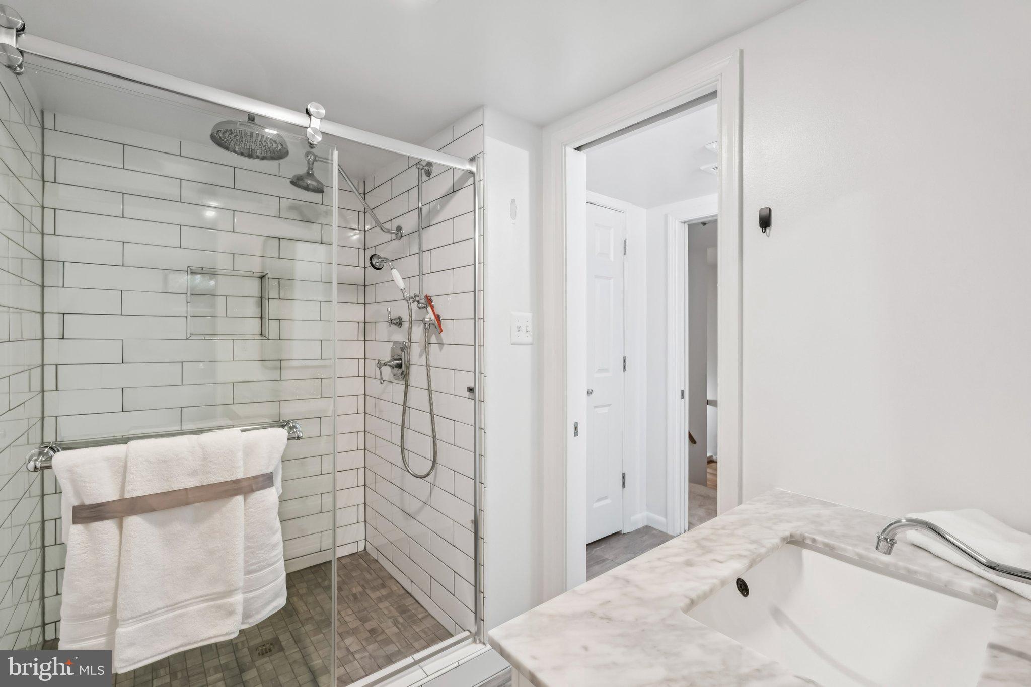 FORT ELLSWORTH - Residential