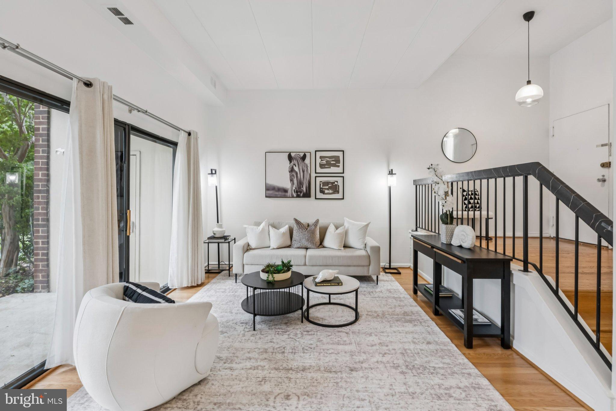 FORT ELLSWORTH - Residential