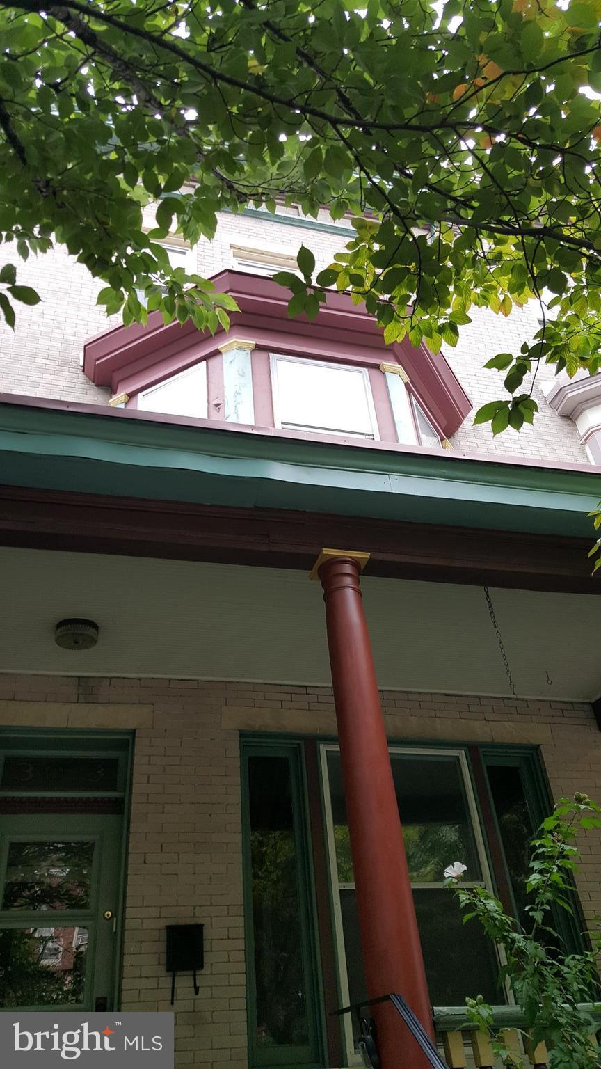 CHARLES VILLAGE - Farm