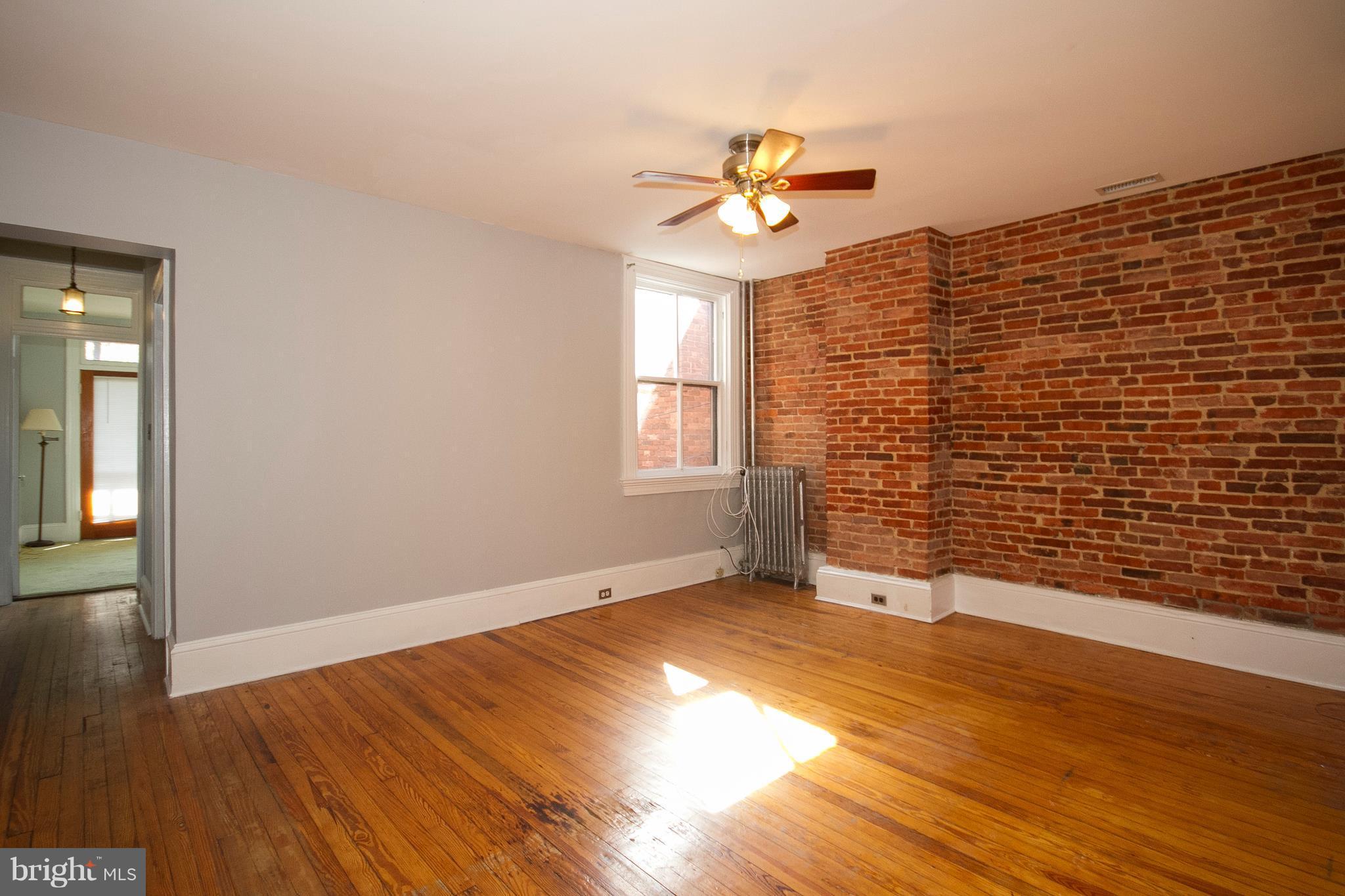 CHARLES VILLAGE - Farm