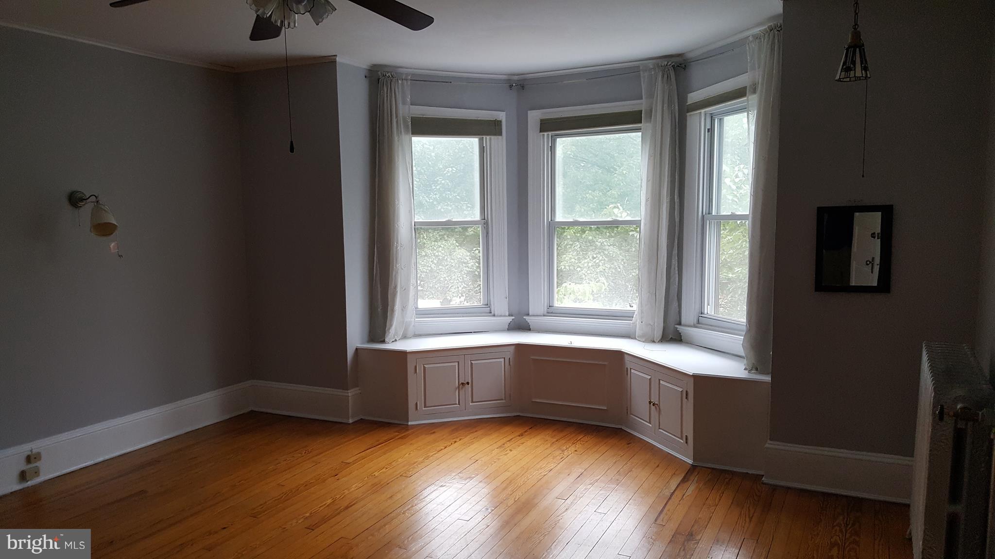 CHARLES VILLAGE - Farm