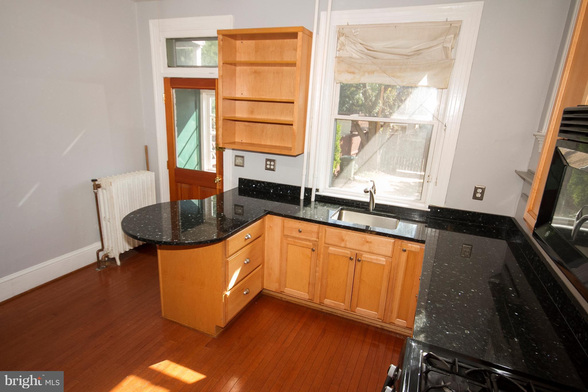 CHARLES VILLAGE - Farm