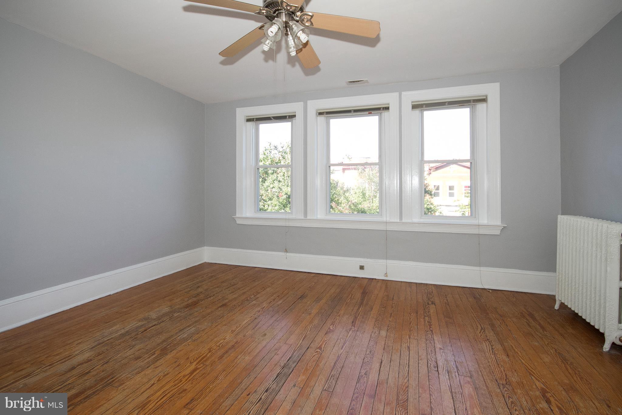 CHARLES VILLAGE - Farm