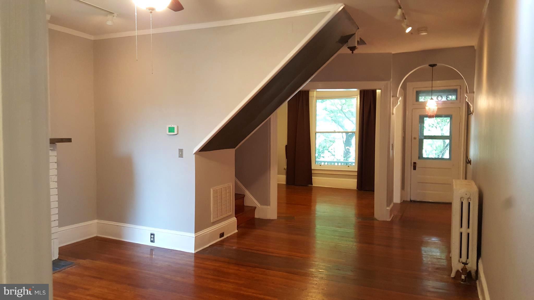 CHARLES VILLAGE - Farm