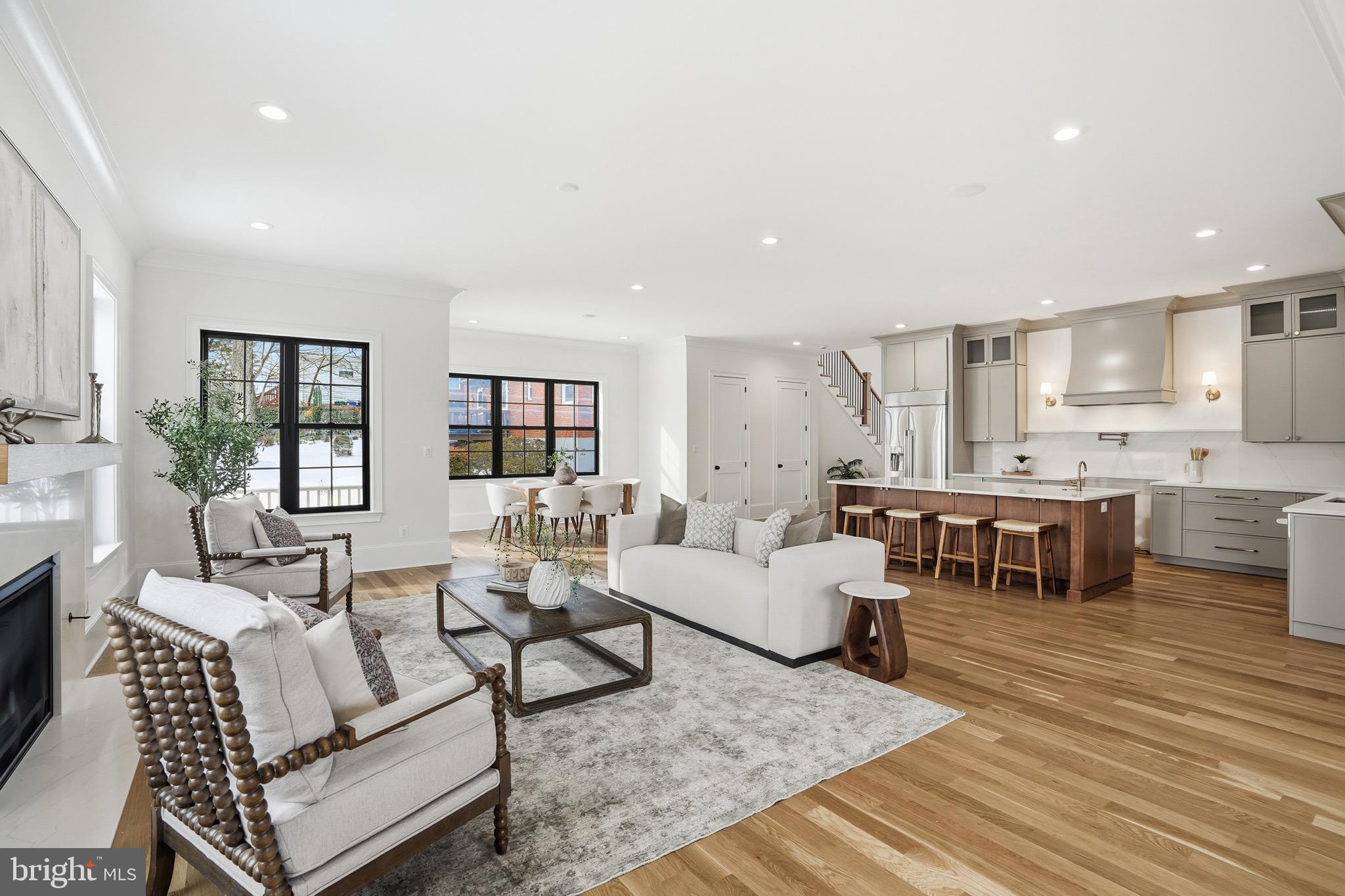 BERKSHIRE OAKWOOD - Residential