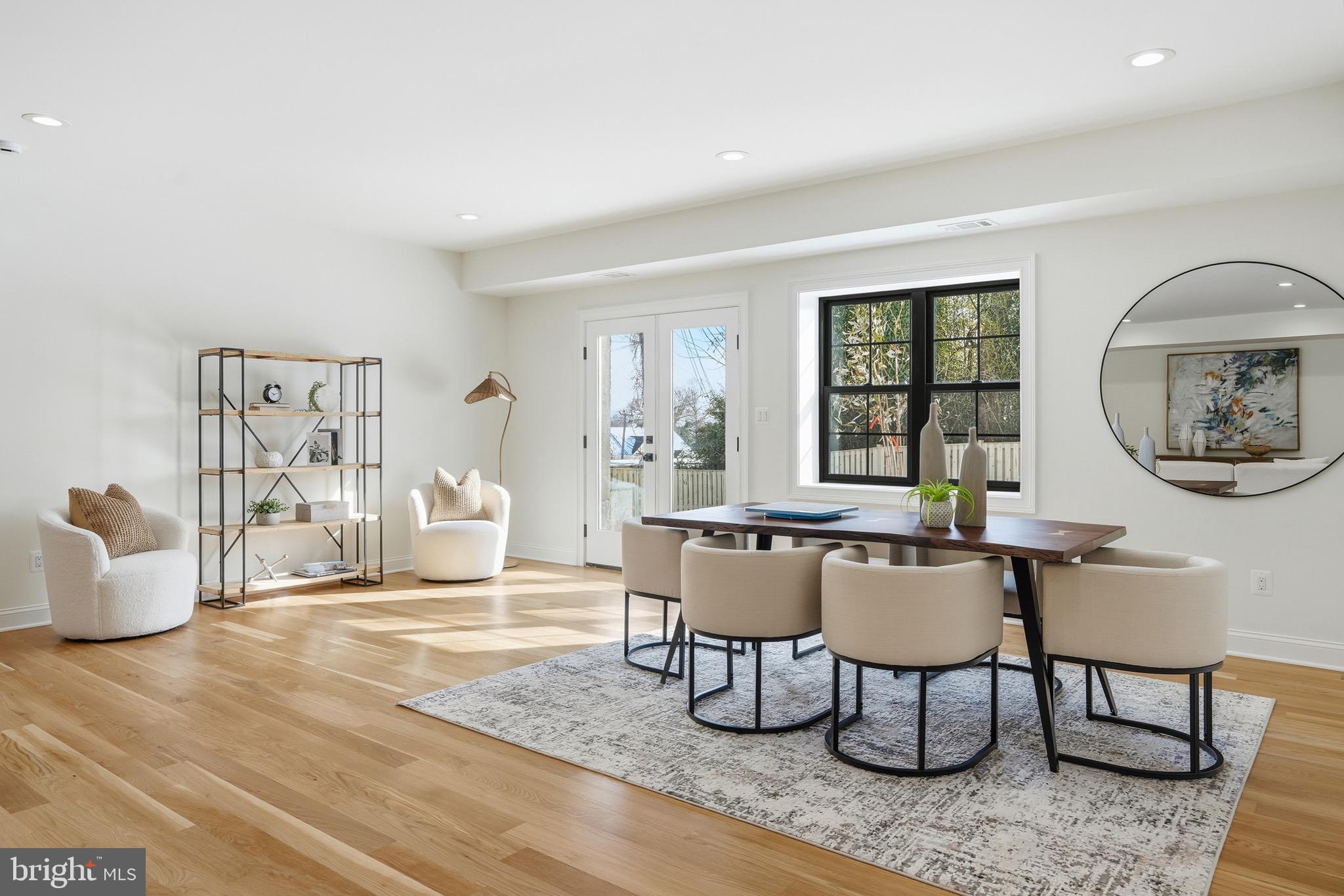 BERKSHIRE OAKWOOD - Residential