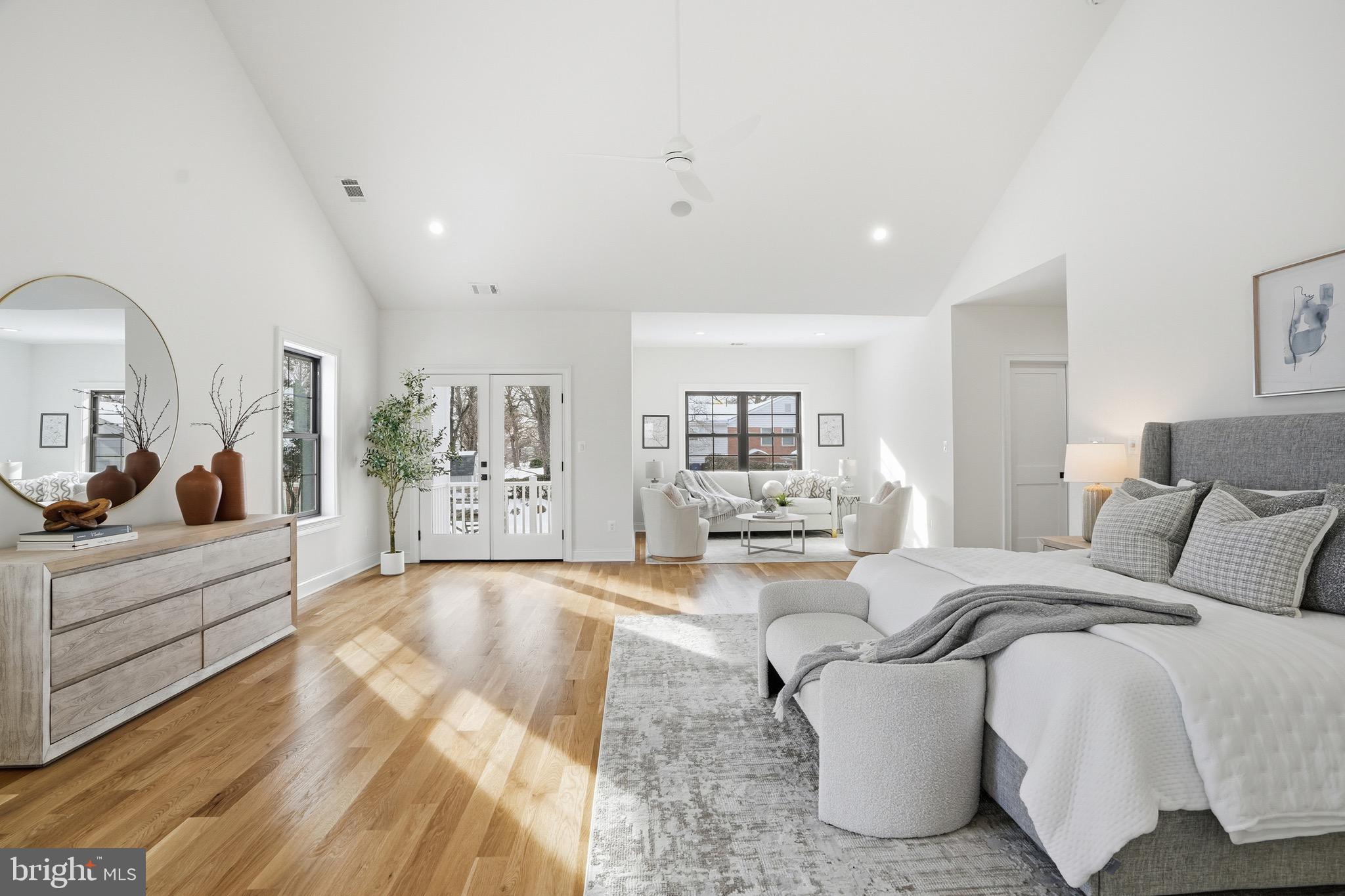 BERKSHIRE OAKWOOD - Residential