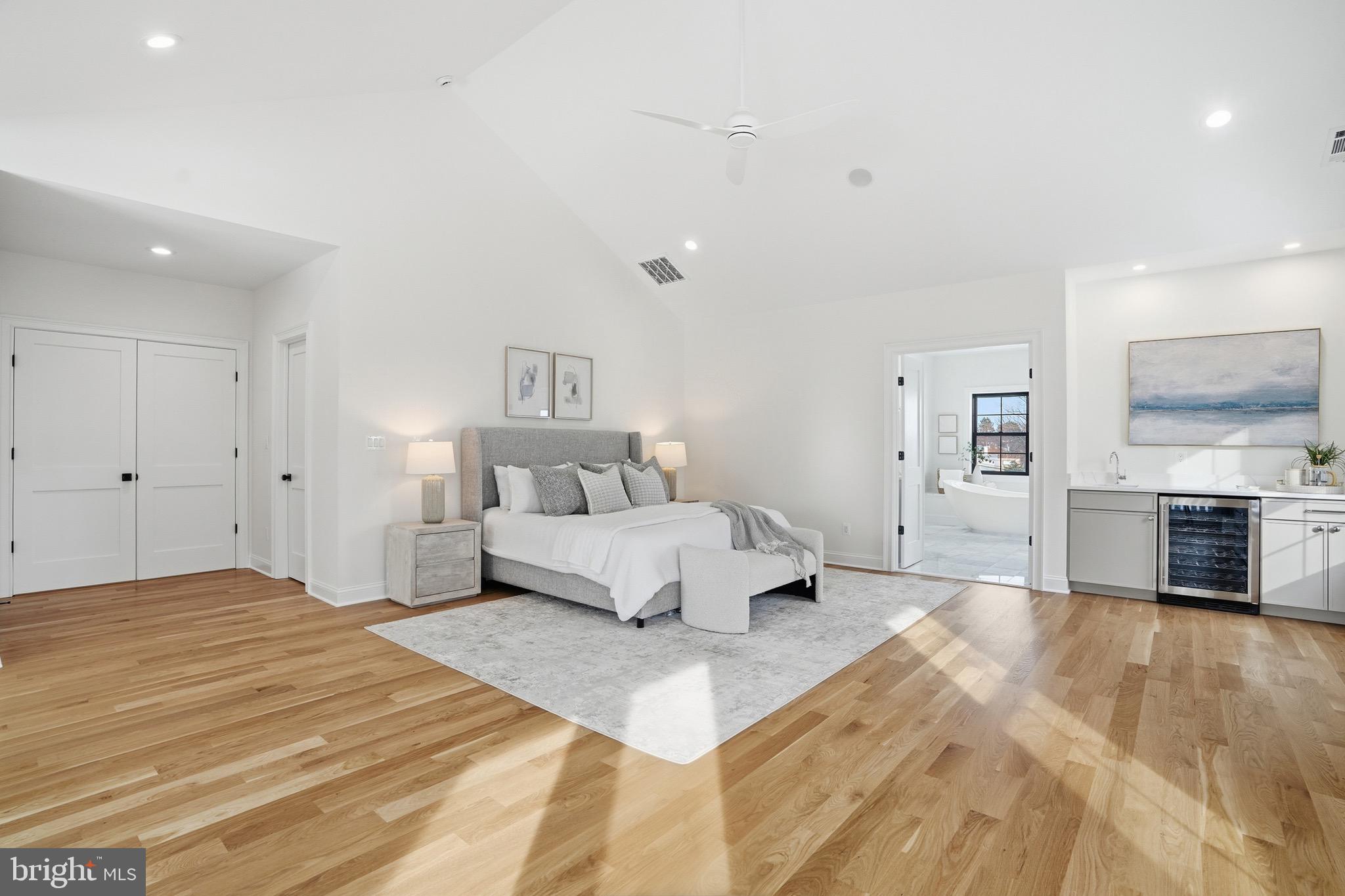 BERKSHIRE OAKWOOD - Residential