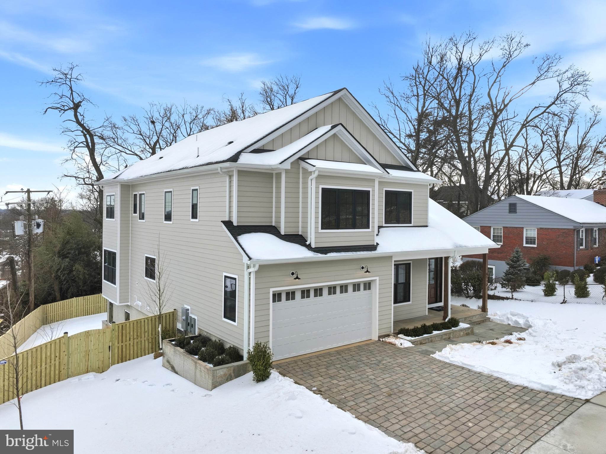 BERKSHIRE OAKWOOD - Residential