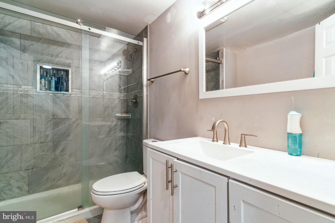 OLD FORT HILLS-PLAT SEVE - Residential