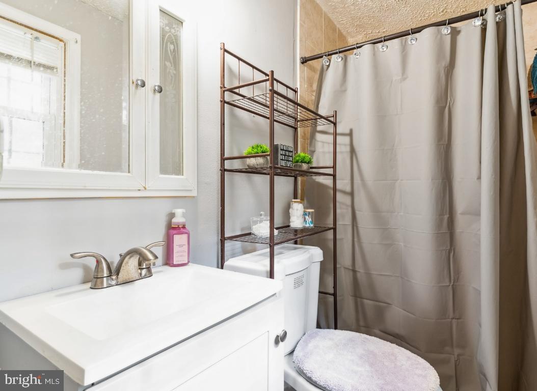 OLD FORT HILLS-PLAT SEVE - Residential