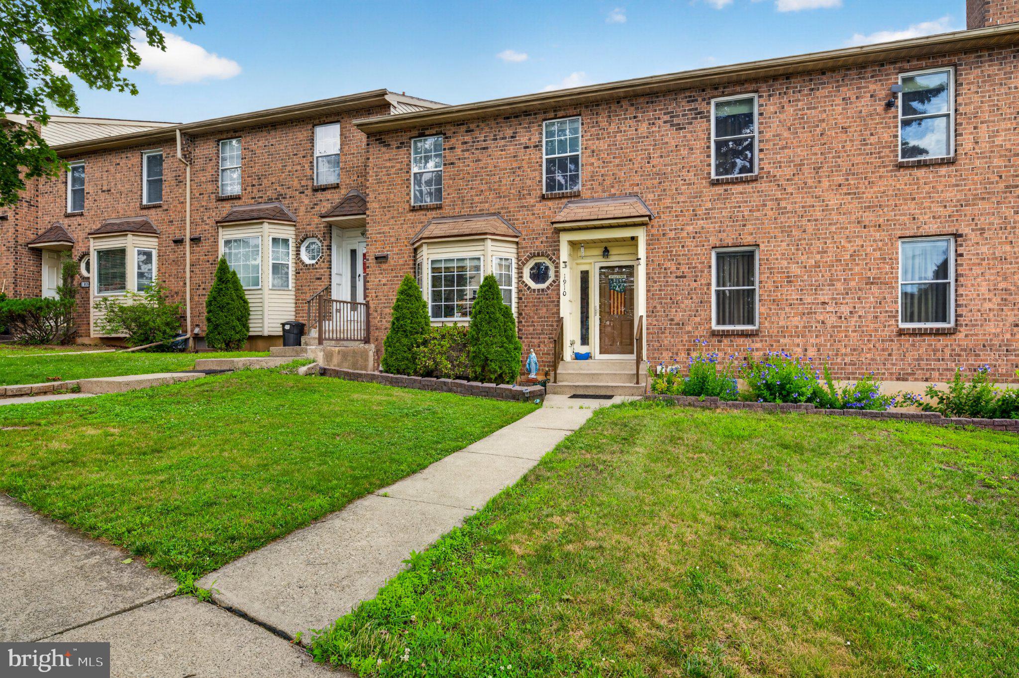 1910 ALBERTA DRIVE