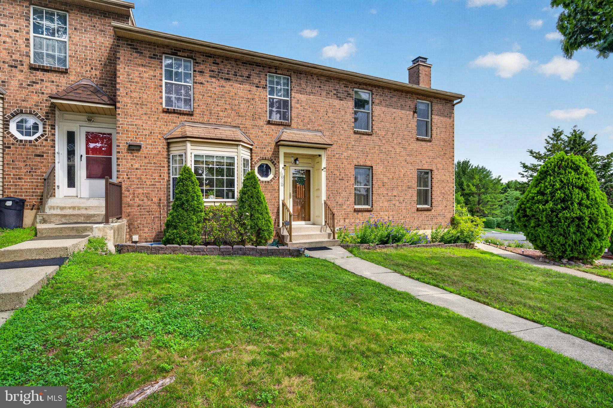 1910 ALBERTA DRIVE