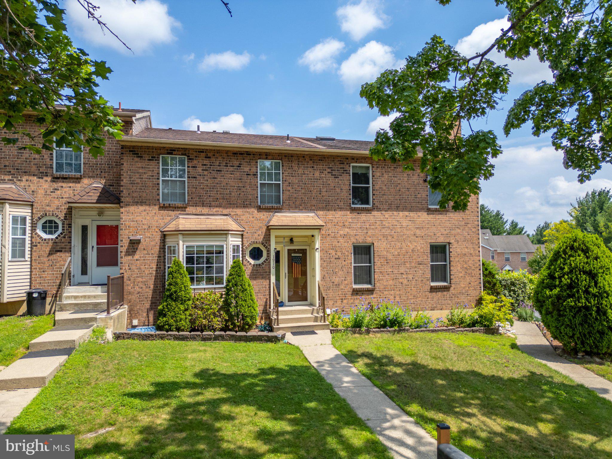 1910 ALBERTA DRIVE
