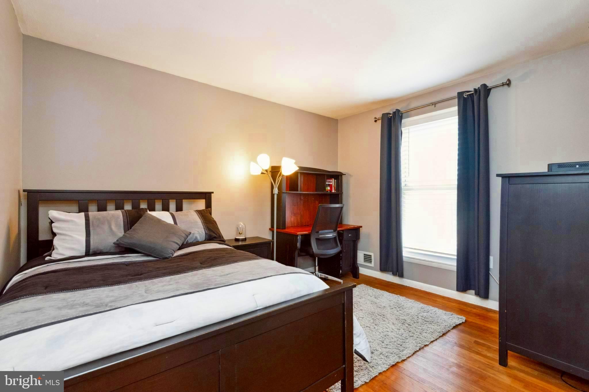 FAIRFIELD KNOLLS - Residential