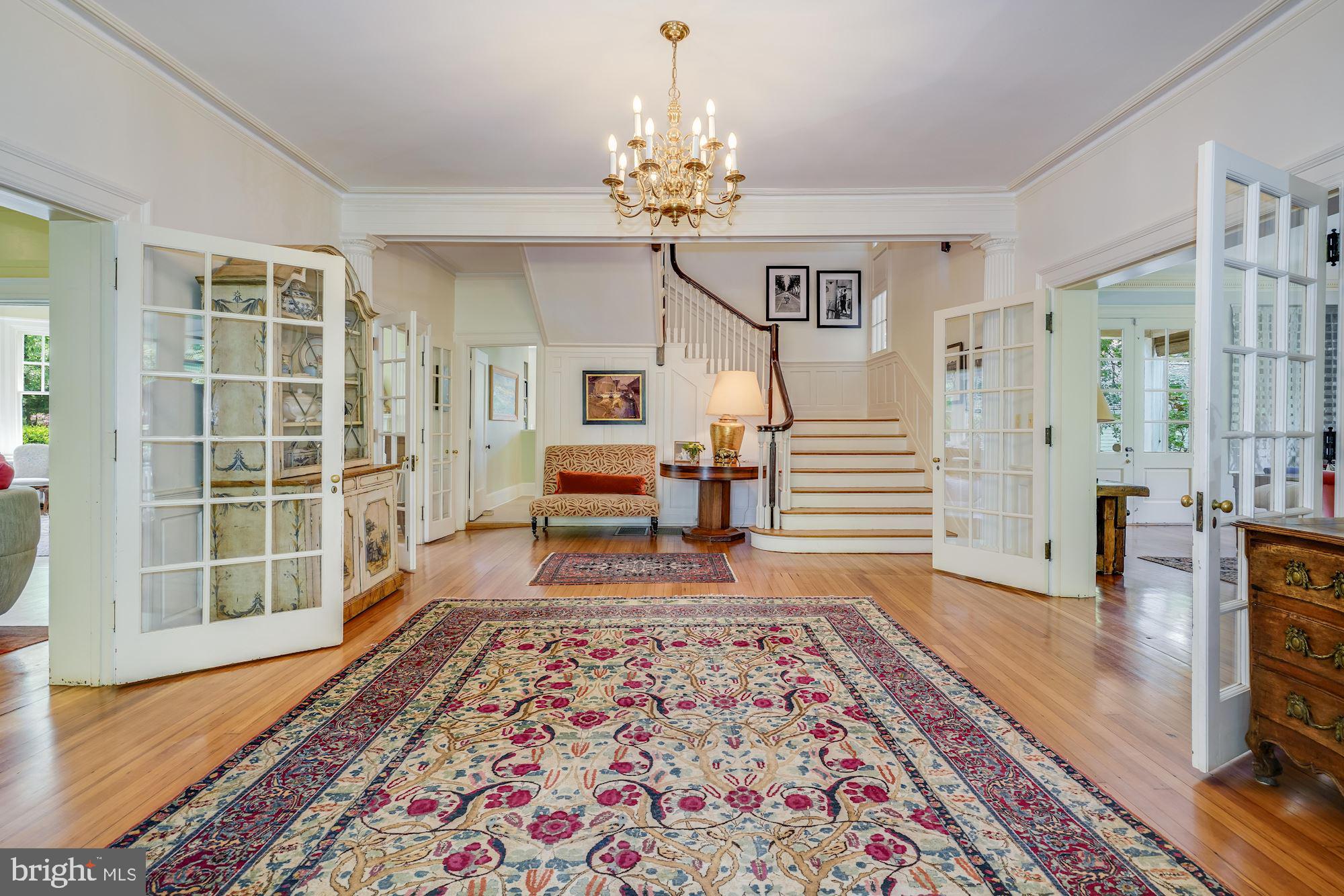 CHEVY CHASE VILLAGE - Residential