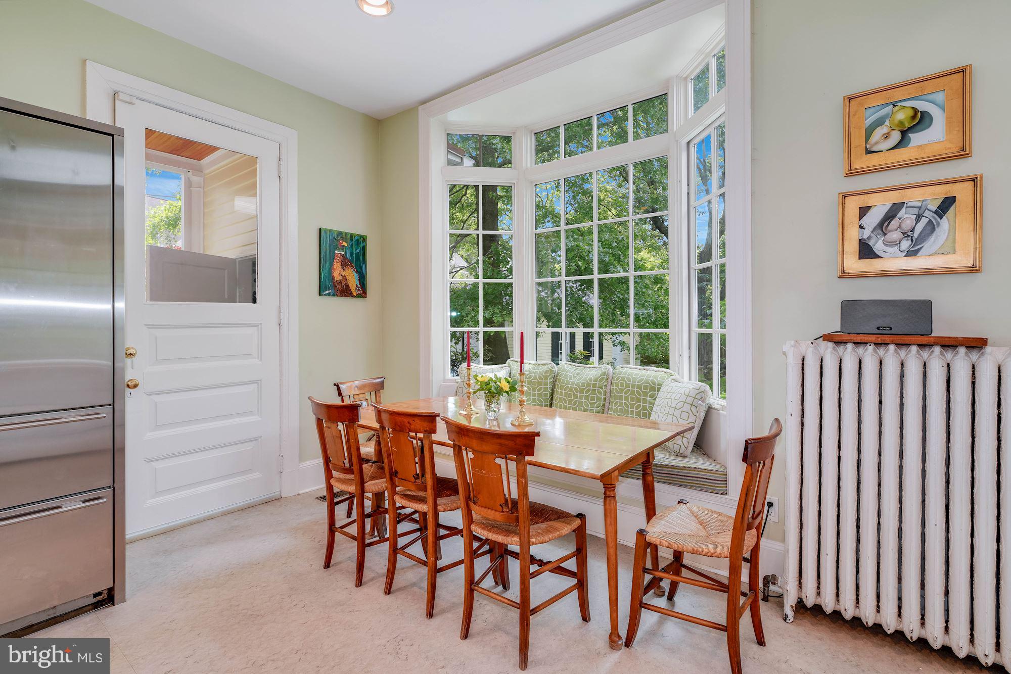 CHEVY CHASE VILLAGE - Residential