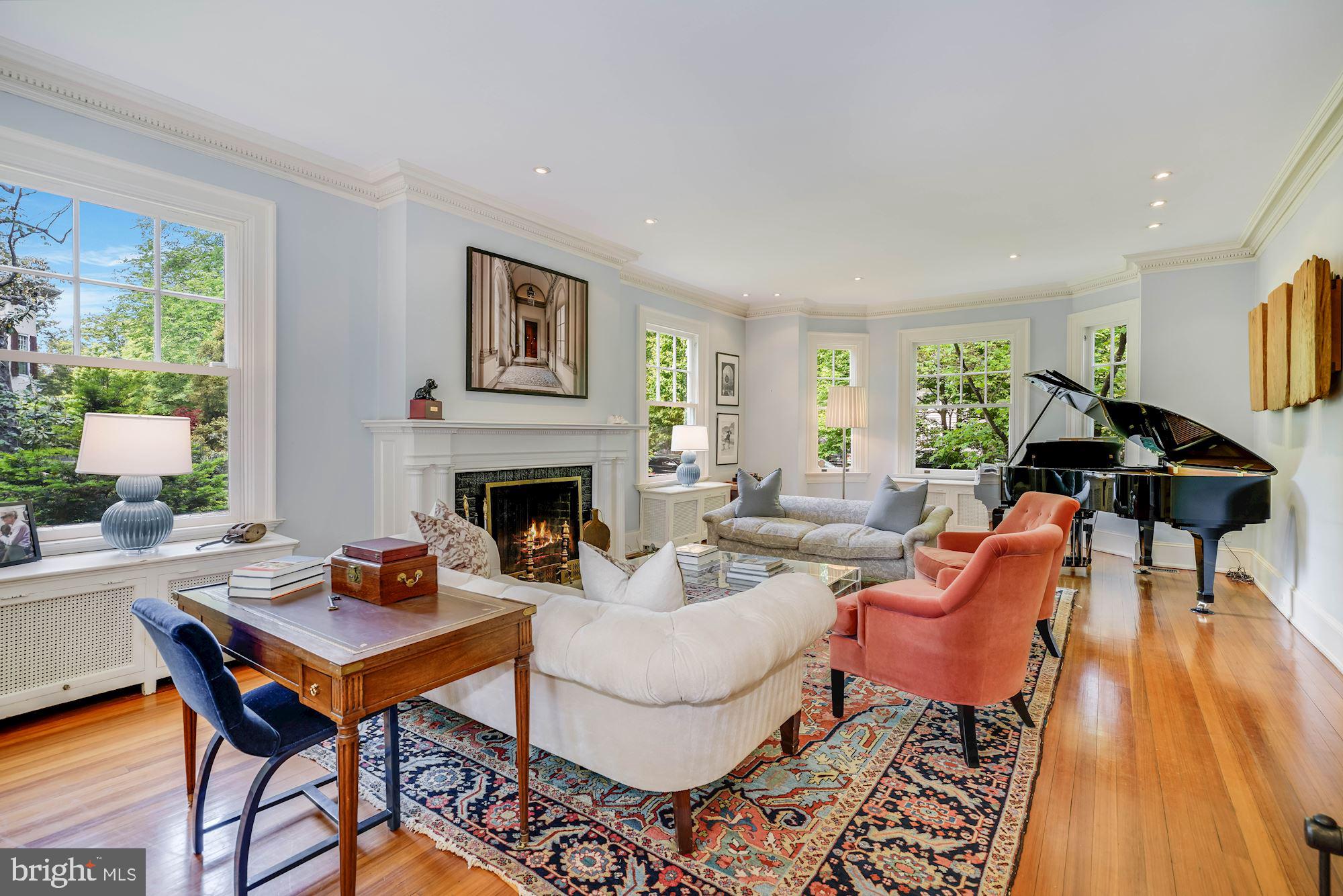 CHEVY CHASE VILLAGE - Residential