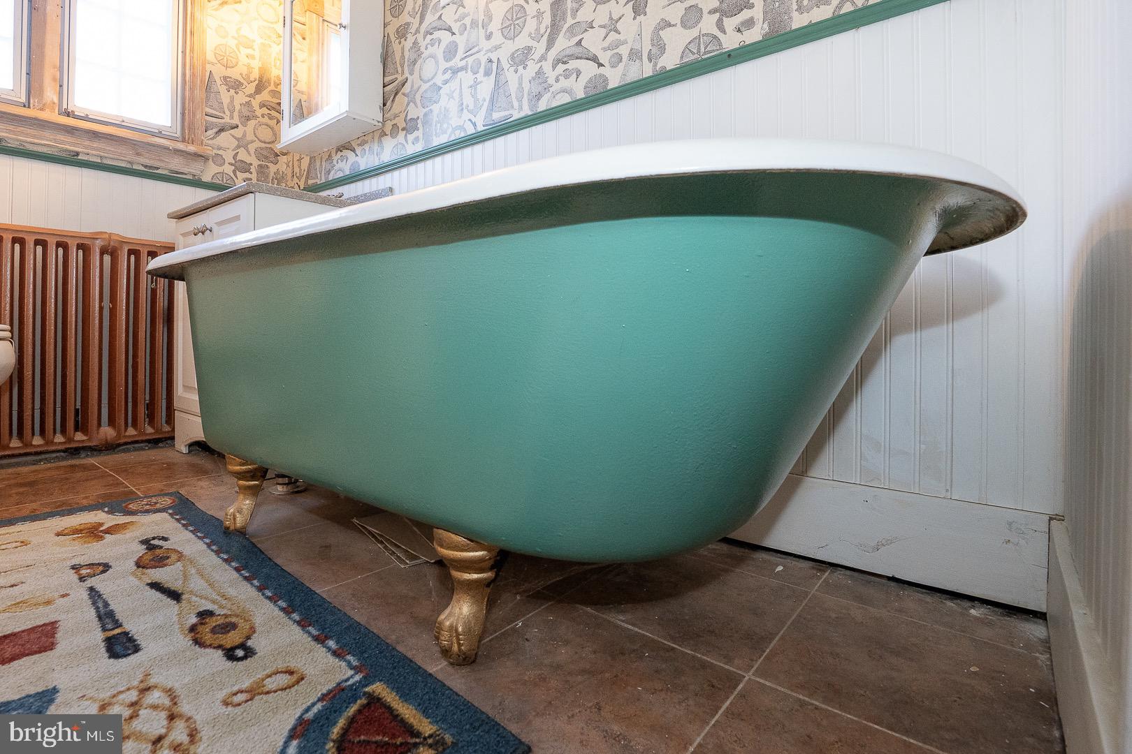 SOUTH WAYNE - Residential