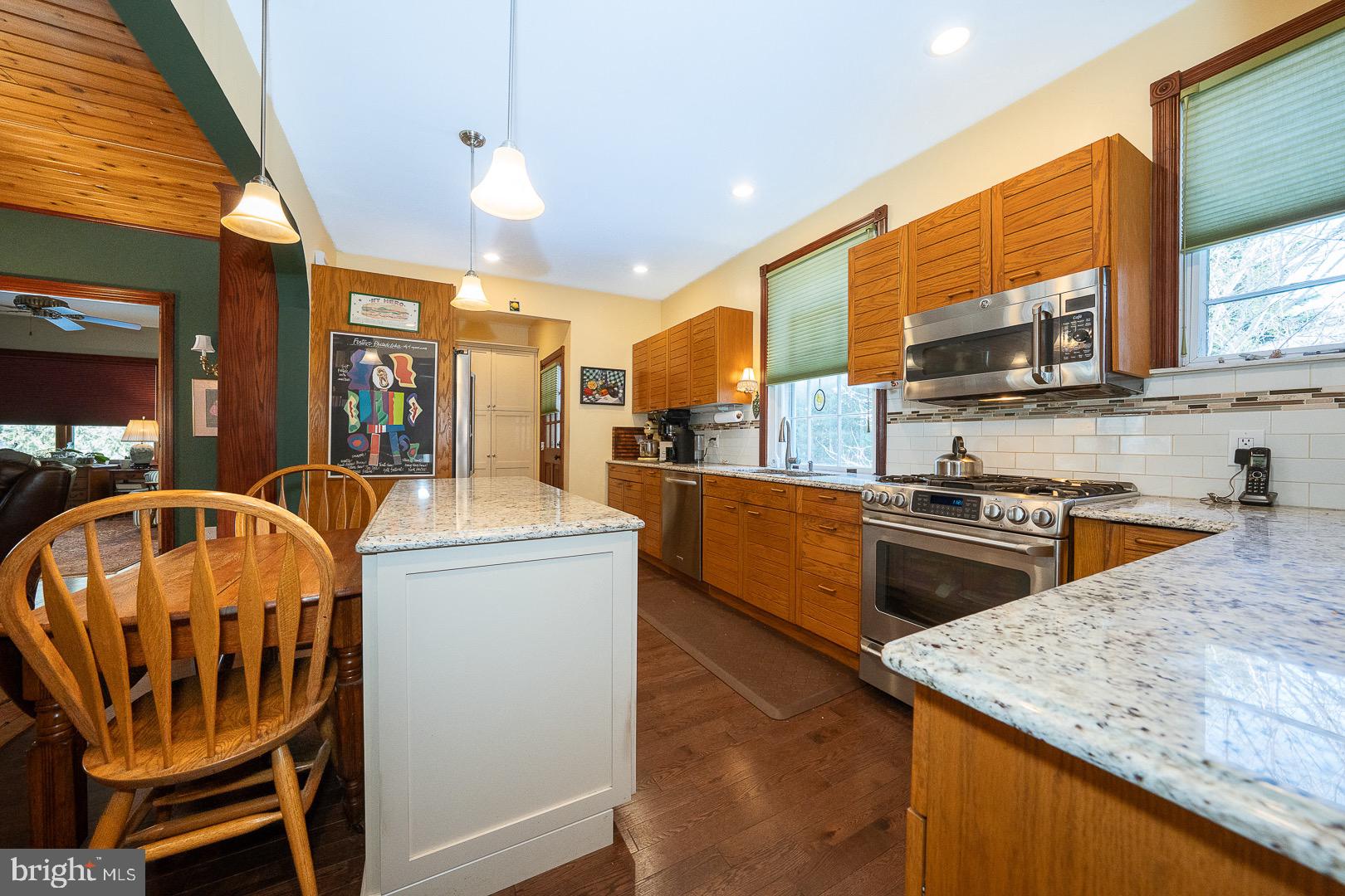 SOUTH WAYNE - Residential