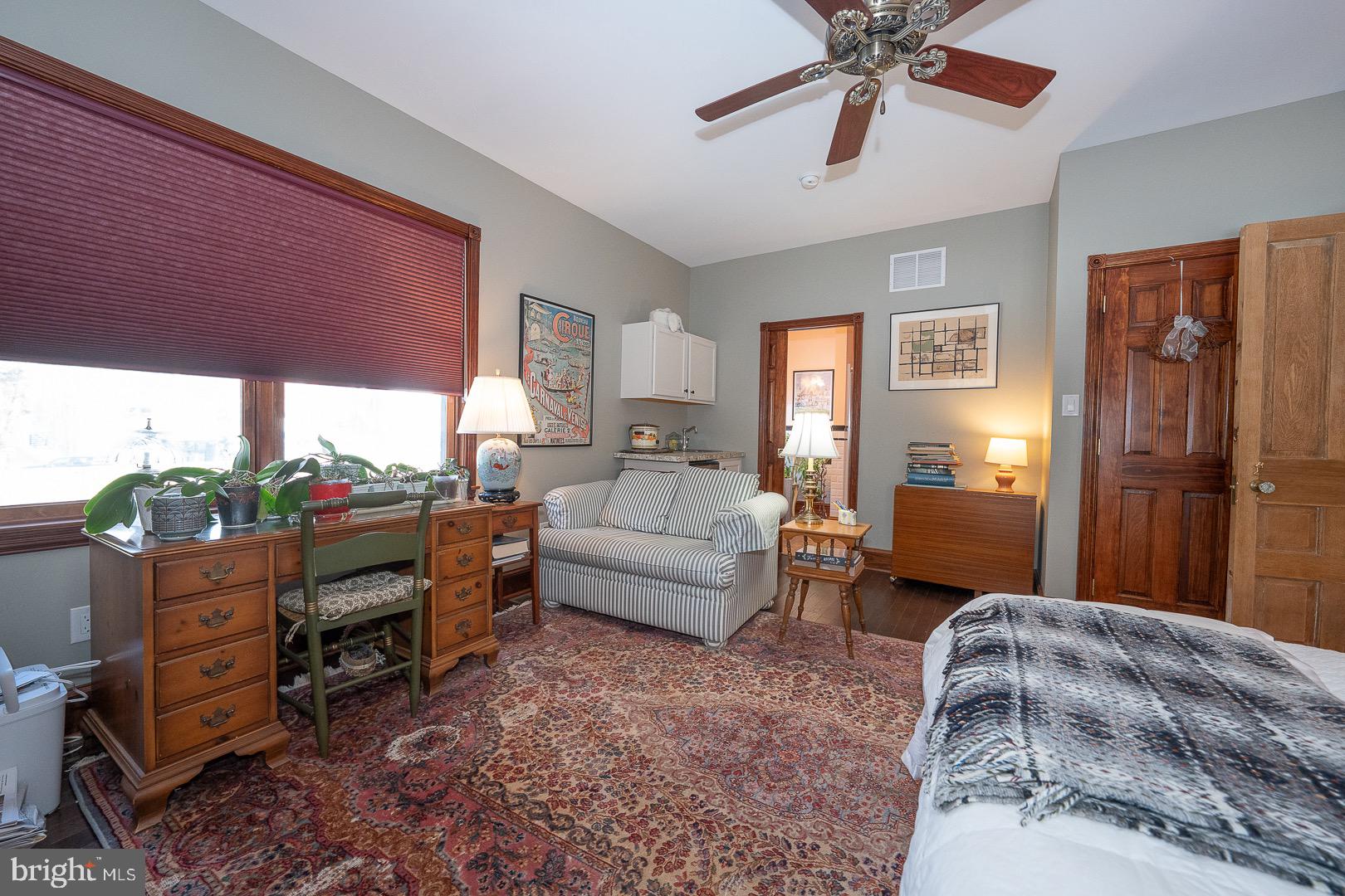 SOUTH WAYNE - Residential