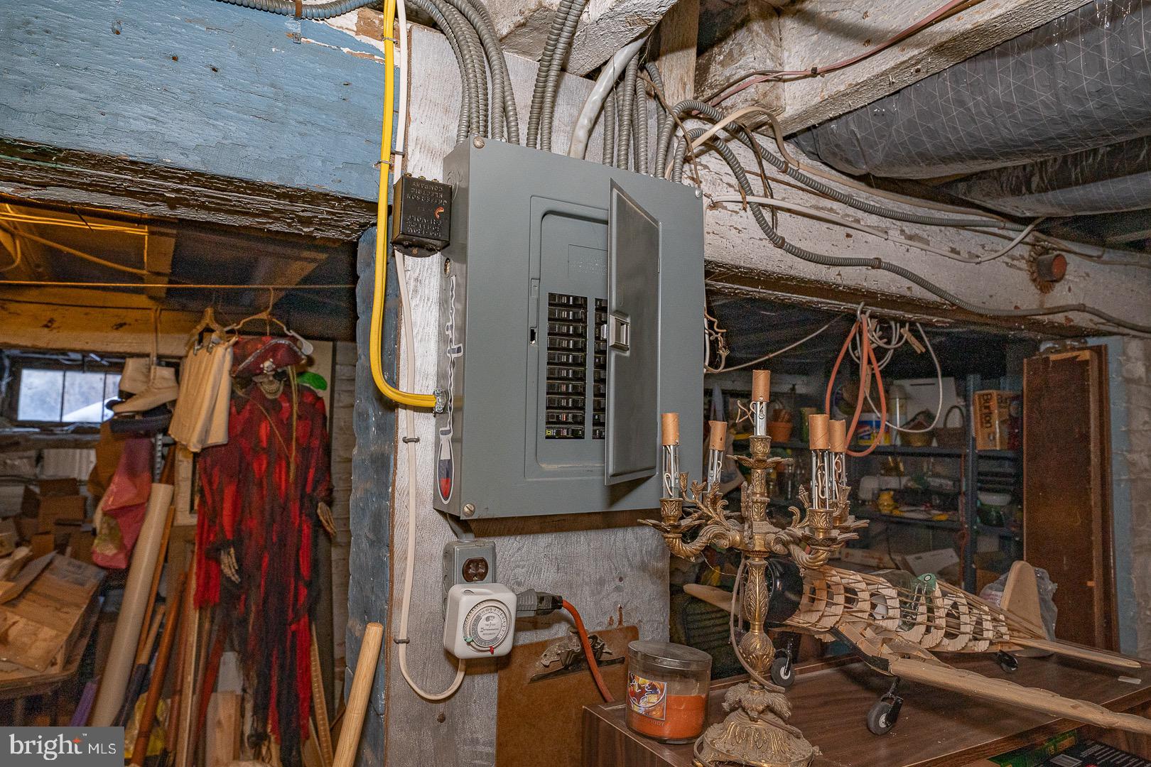 SOUTH WAYNE - Residential