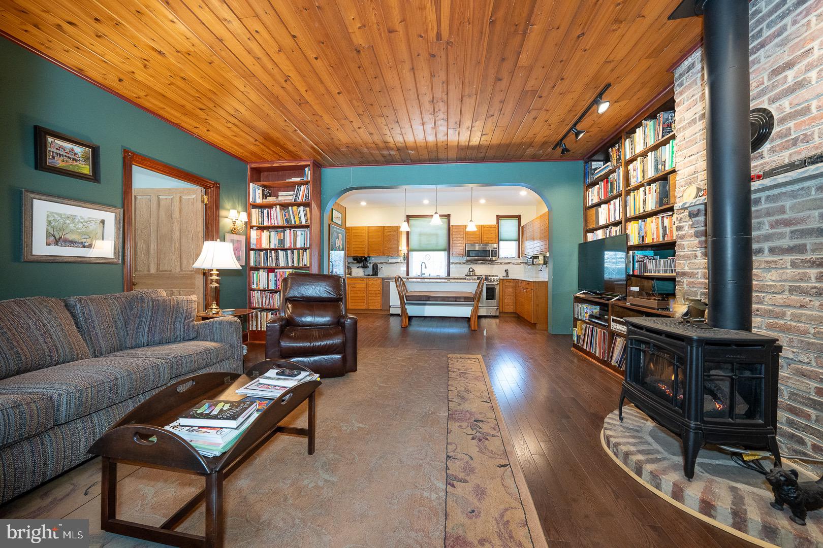 SOUTH WAYNE - Residential