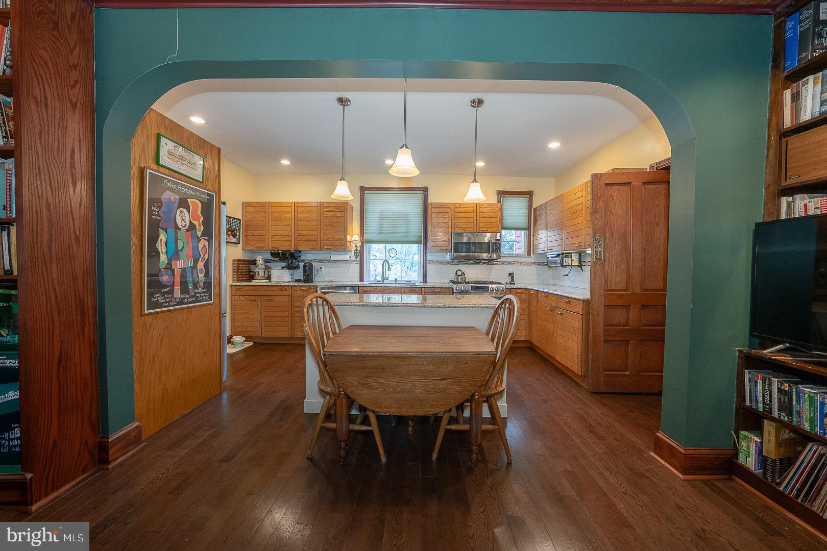 SOUTH WAYNE - Residential